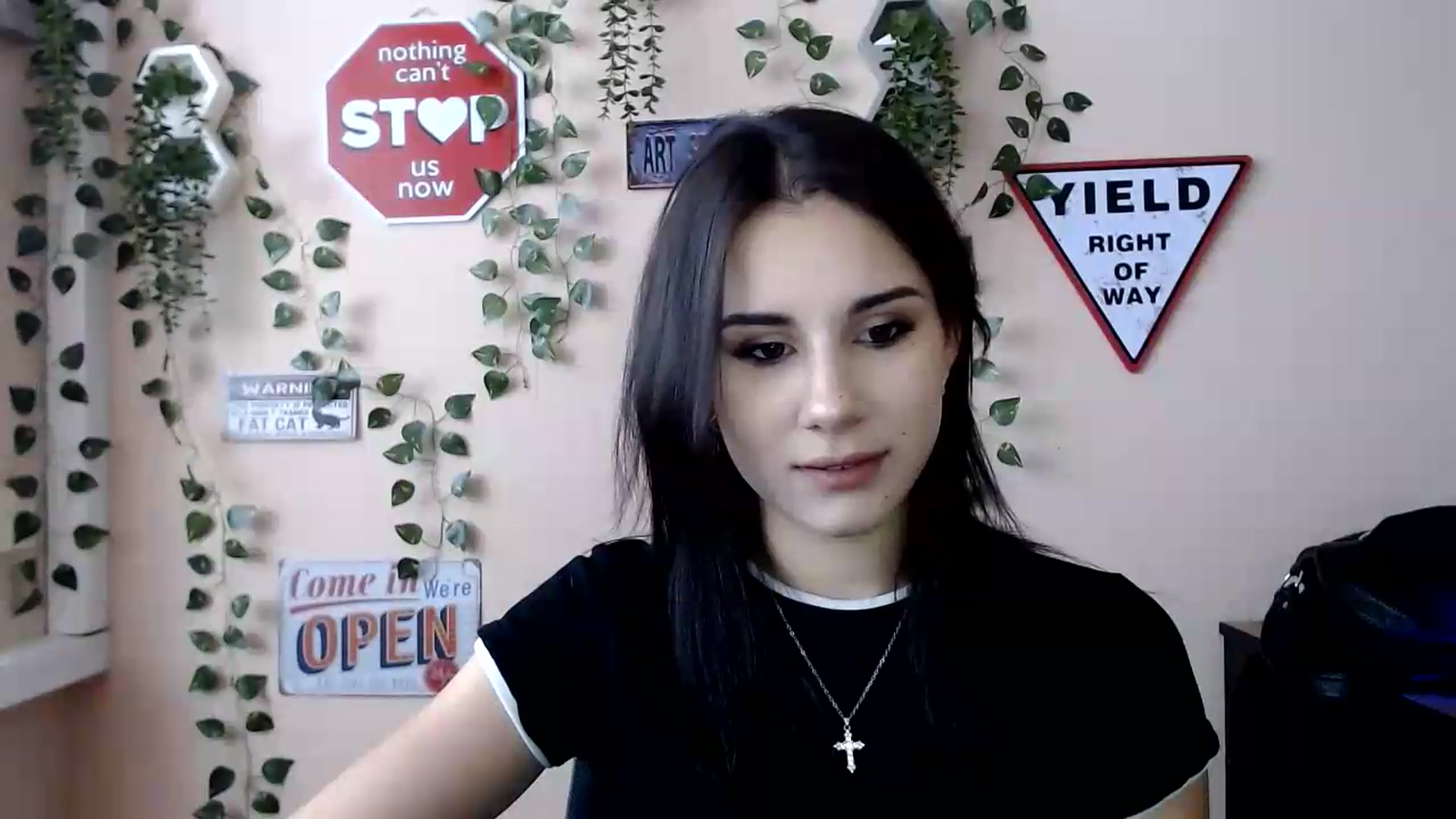 Gallery image thumbnail from Sangria_'s myfreecams stream on, 09/05/2026, 14:56 image 12 of 20