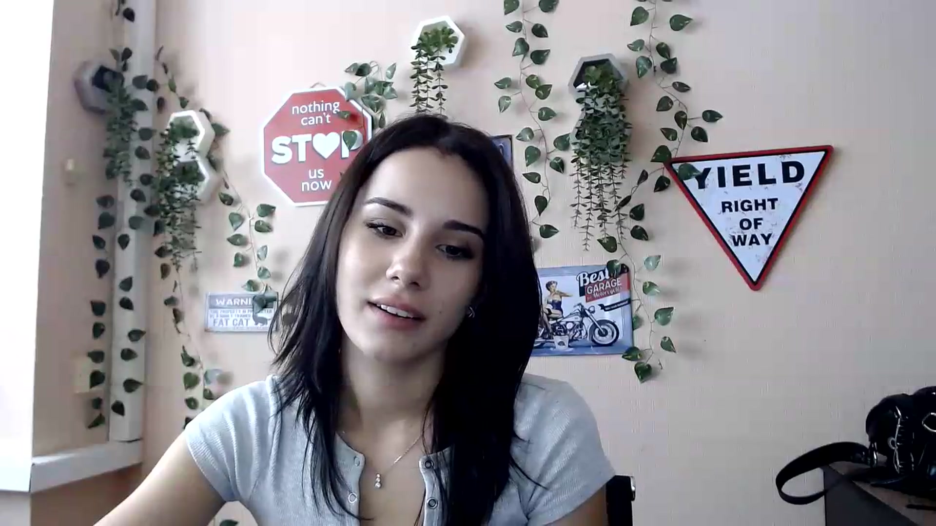 Gallery image thumbnail from Sangria_'s myfreecams stream on, 09/08/2026, 15:44 image 8 of 20