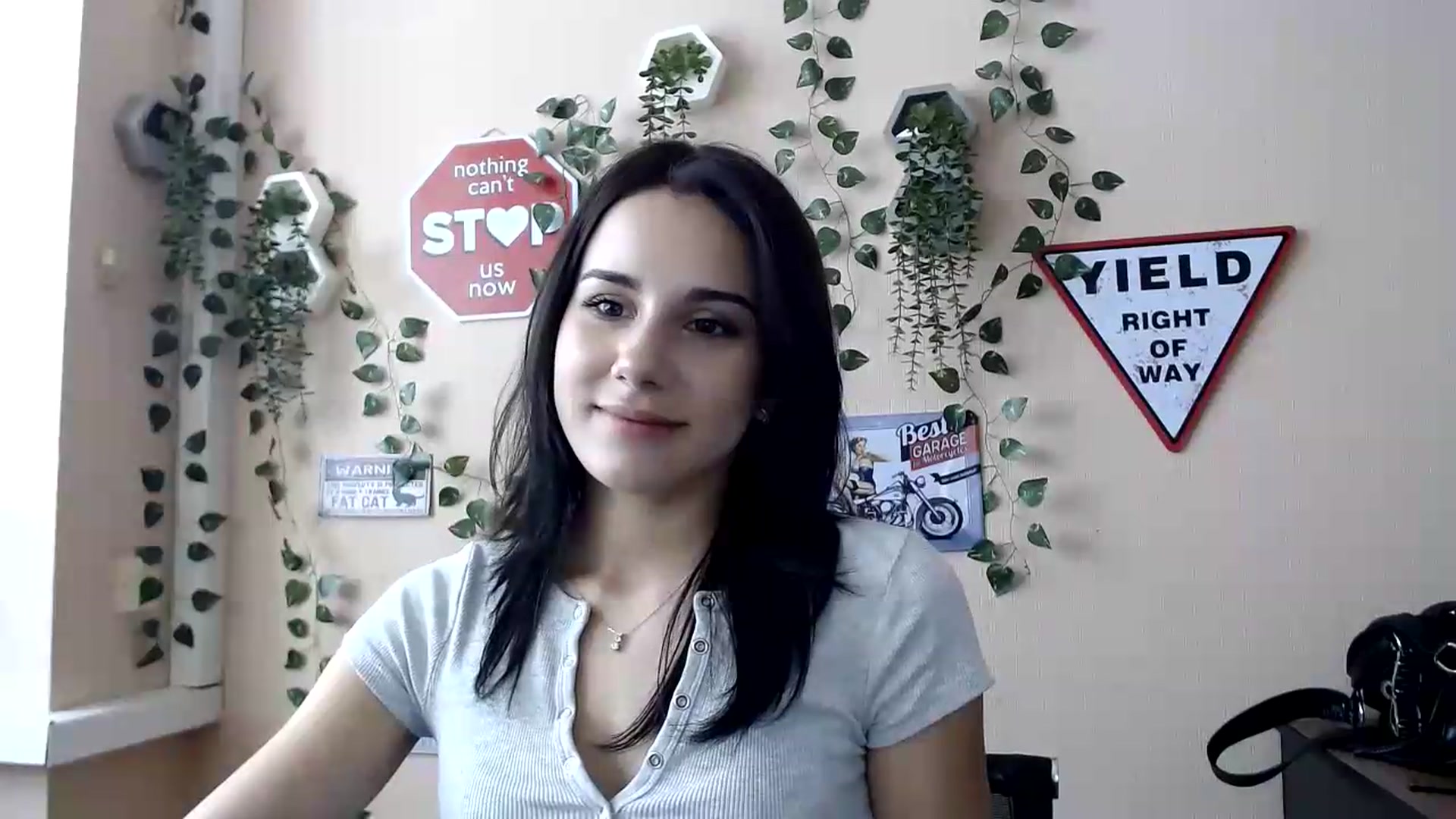 Gallery image thumbnail from Sangria_'s myfreecams stream on, 09/08/2026, 15:44 image 10 of 20