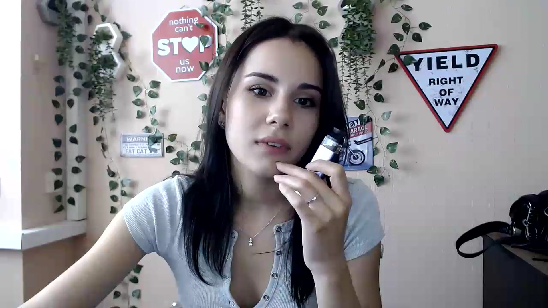 Gallery image thumbnail from Sangria_'s myfreecams stream on, 09/08/2026, 15:44 image 14 of 20