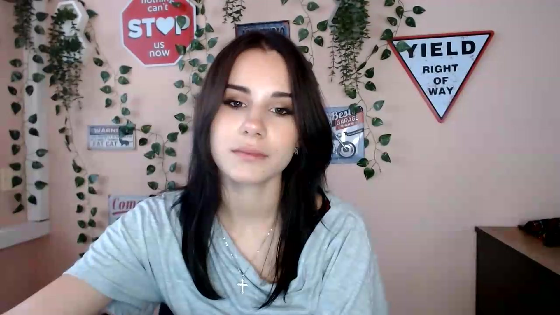 Gallery image thumbnail from Sangria_'s myfreecams stream on, 09/10/2026, 16:15 image 15 of 20