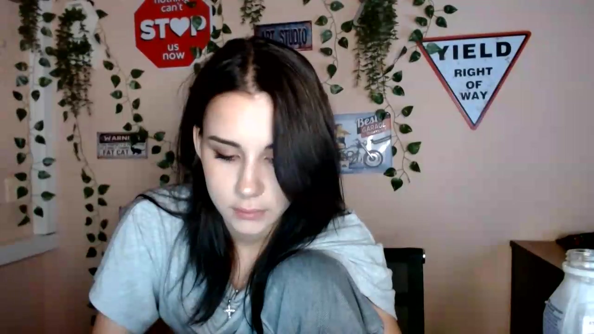 Gallery image thumbnail from Sangria_'s myfreecams stream on, 09/10/2026, 18:03 image 6 of 20