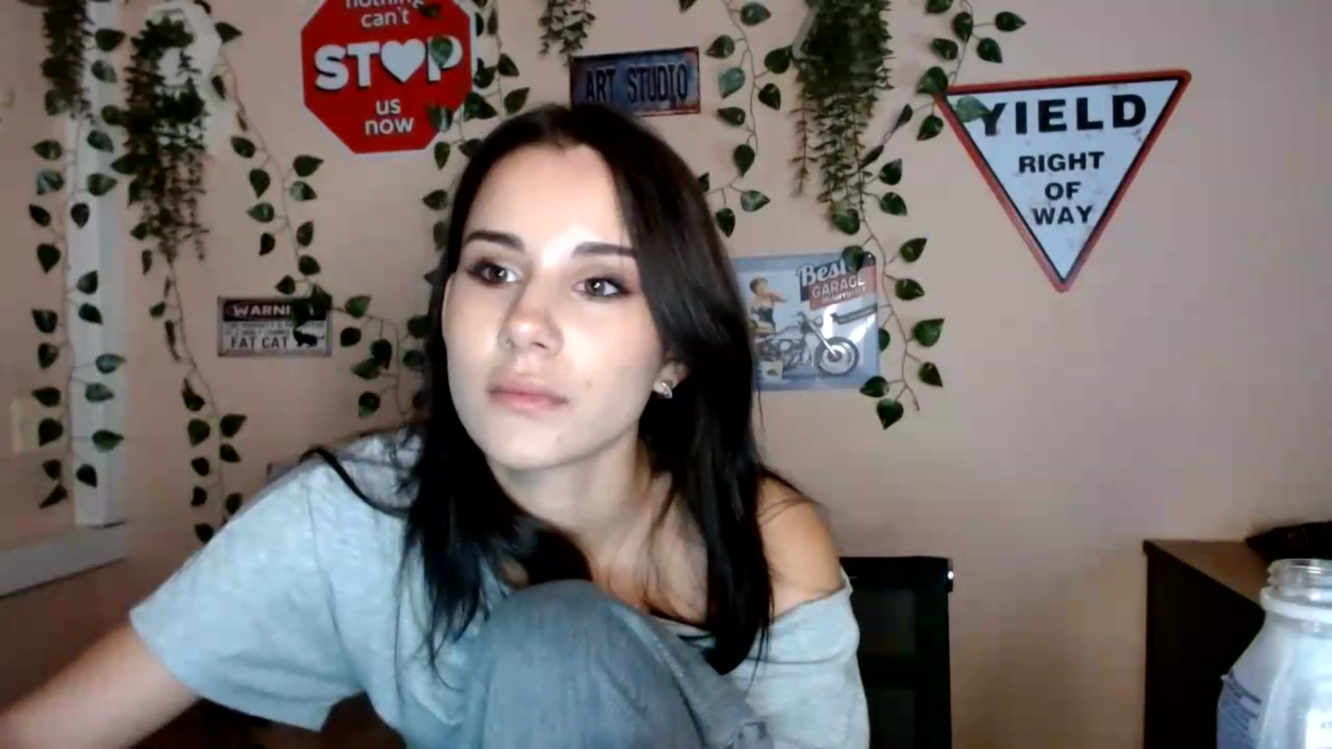 Gallery image thumbnail from Sangria_'s myfreecams stream on, 09/10/2026, 18:03 image 7 of 20
