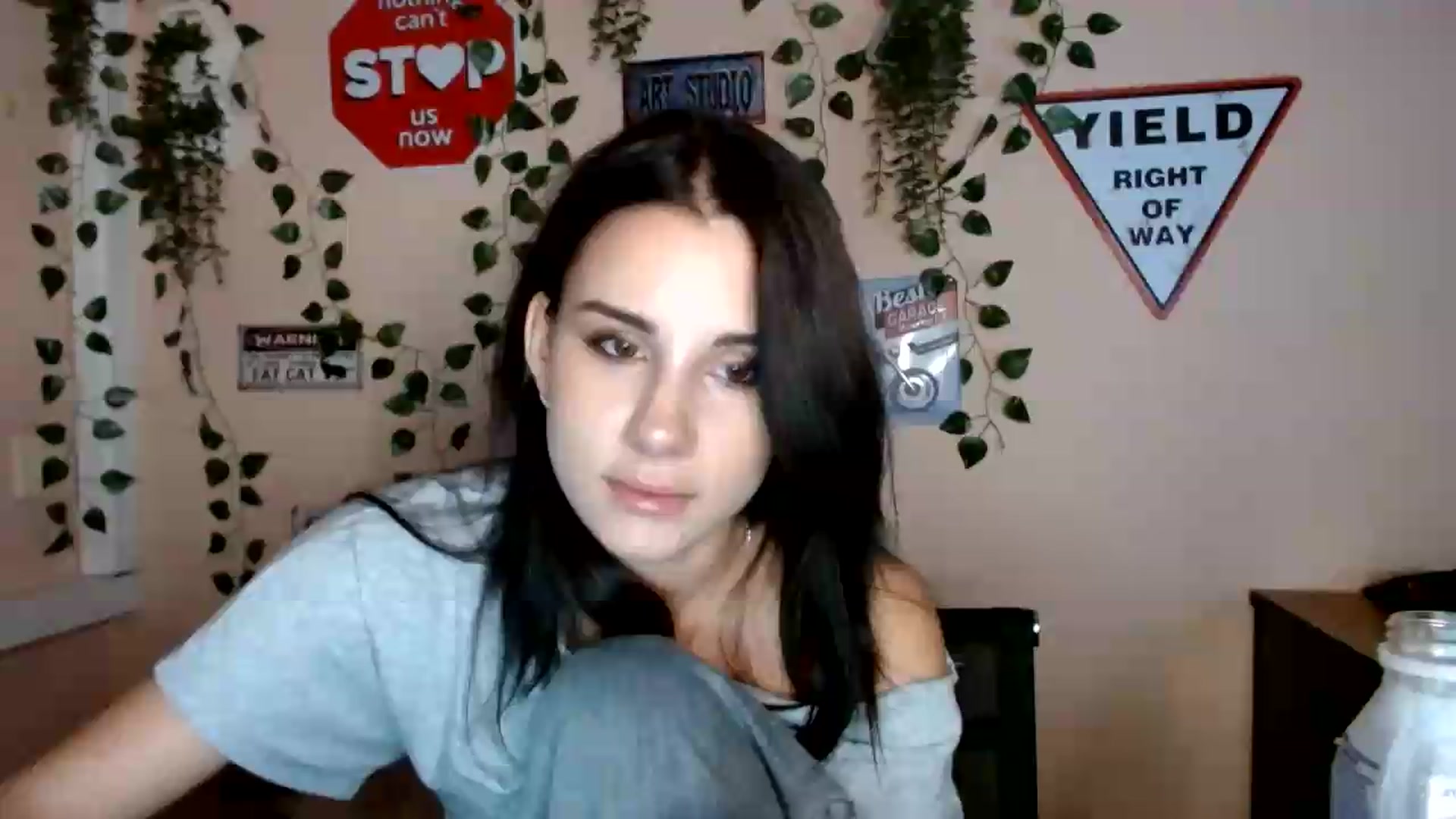 Gallery image thumbnail from Sangria_'s myfreecams stream on, 09/10/2026, 18:03 image 8 of 20