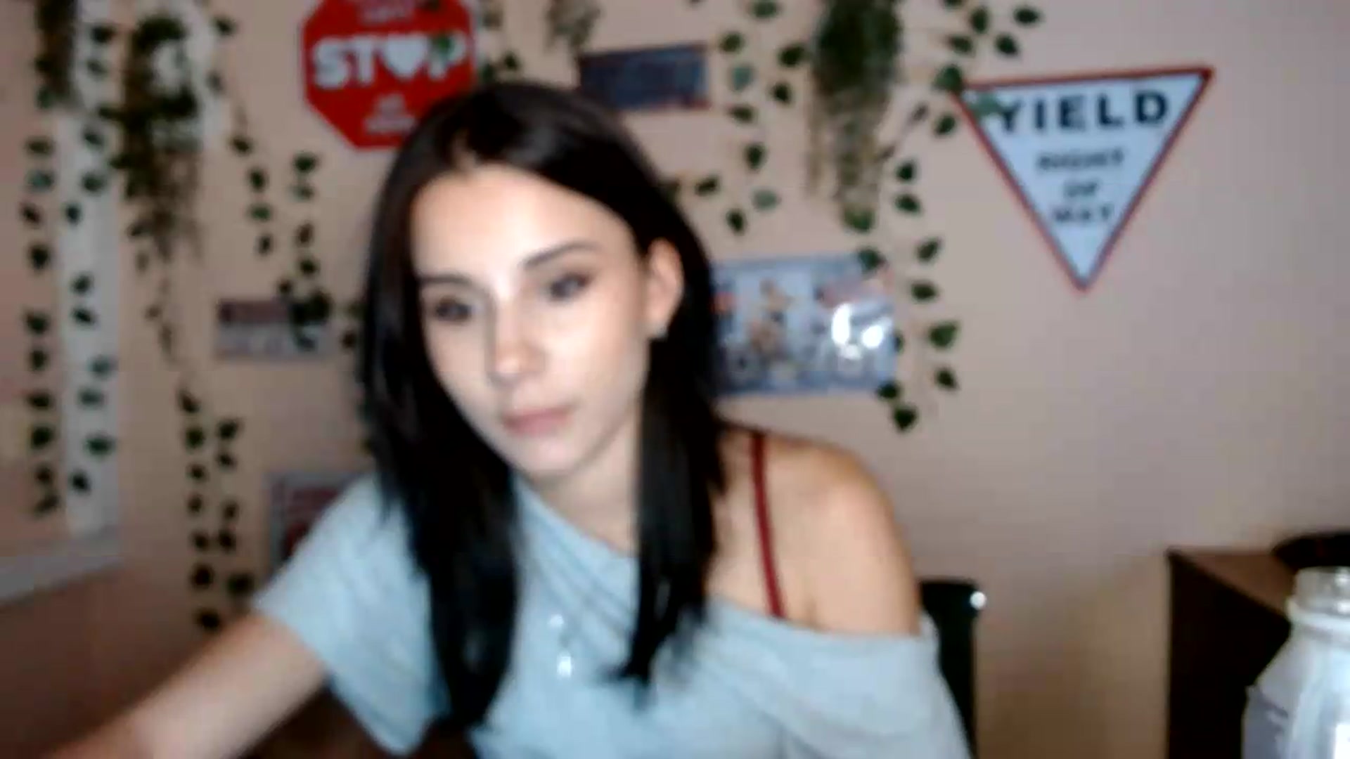 Gallery image thumbnail from Sangria_'s myfreecams stream on, 09/10/2026, 18:03 image 19 of 20