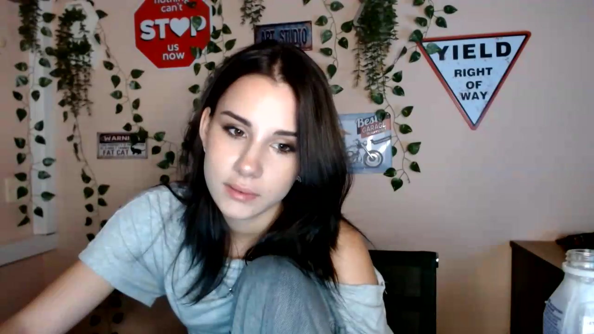 Gallery image thumbnail from Sangria_'s myfreecams stream on, 09/10/2026, 18:03 image 3 of 20