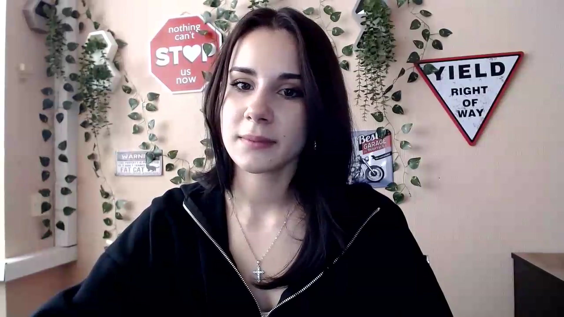 Gallery image thumbnail from Sangria_'s myfreecams stream on, 09/11/2026, 15:43 image 14 of 20