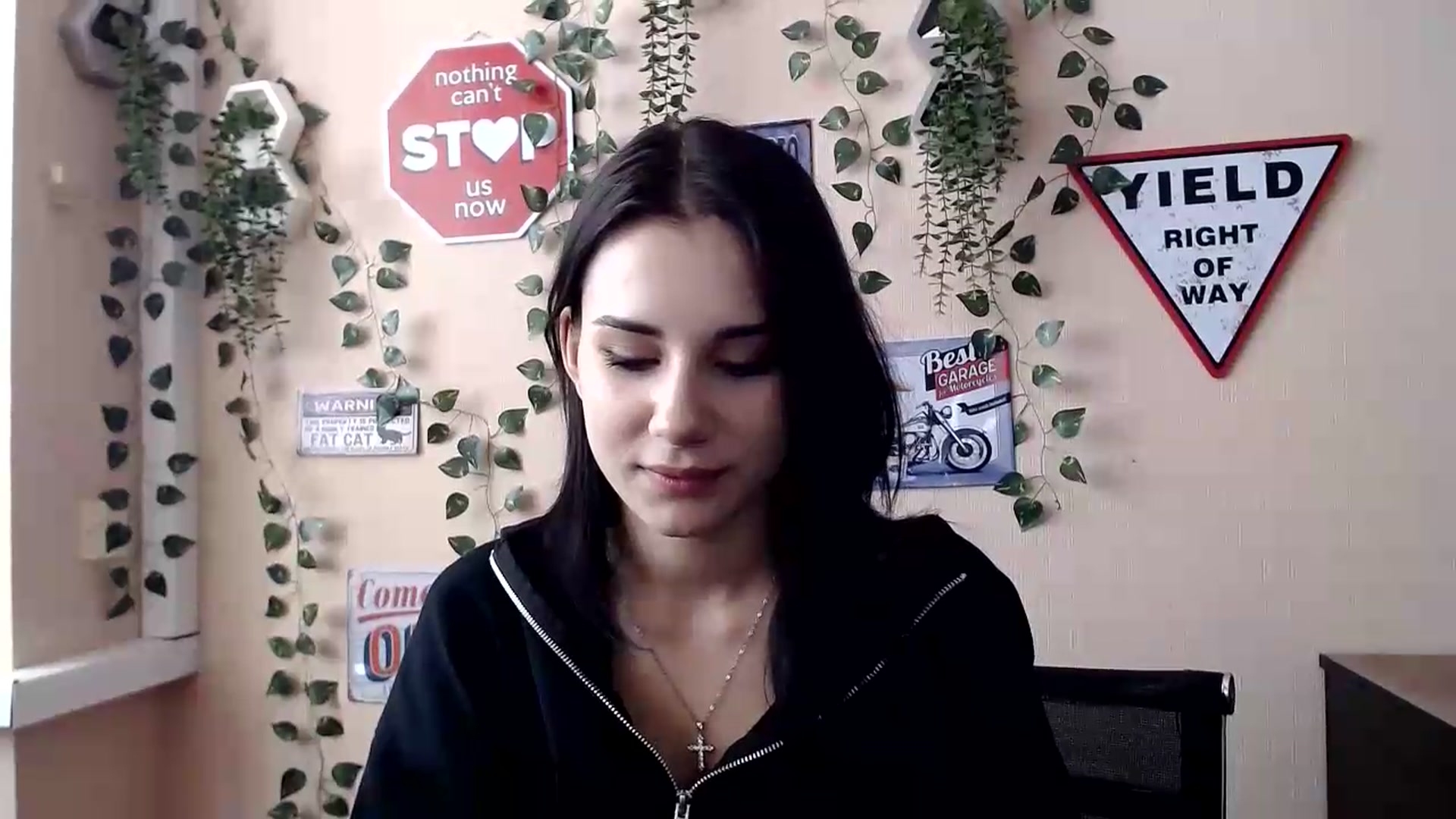 Gallery image thumbnail from Sangria_'s myfreecams stream on, 09/11/2026, 15:43 image 8 of 20