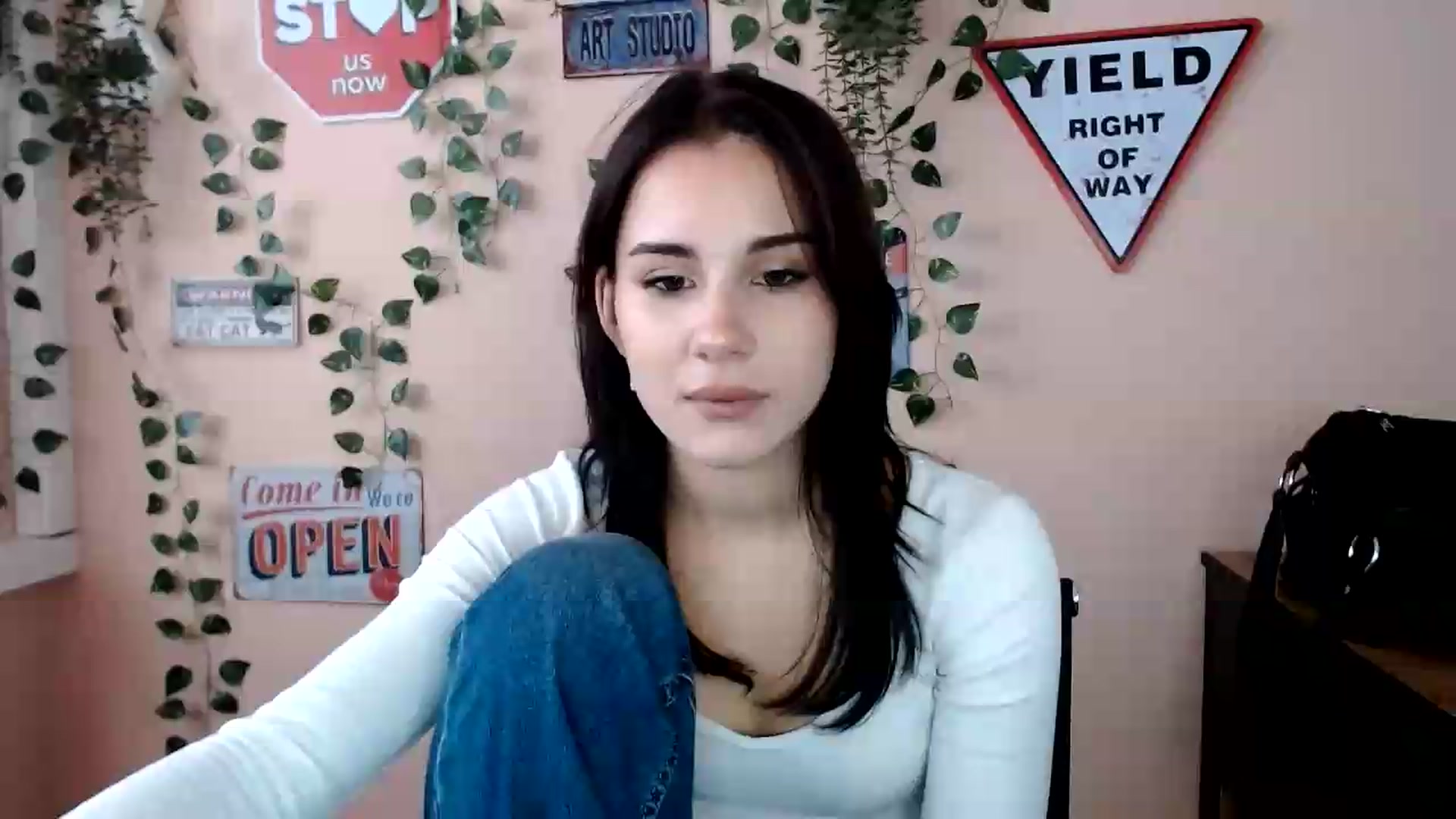 Gallery image thumbnail from Sangria_'s myfreecams stream on, 09/14/2026, 15:54 image 14 of 20