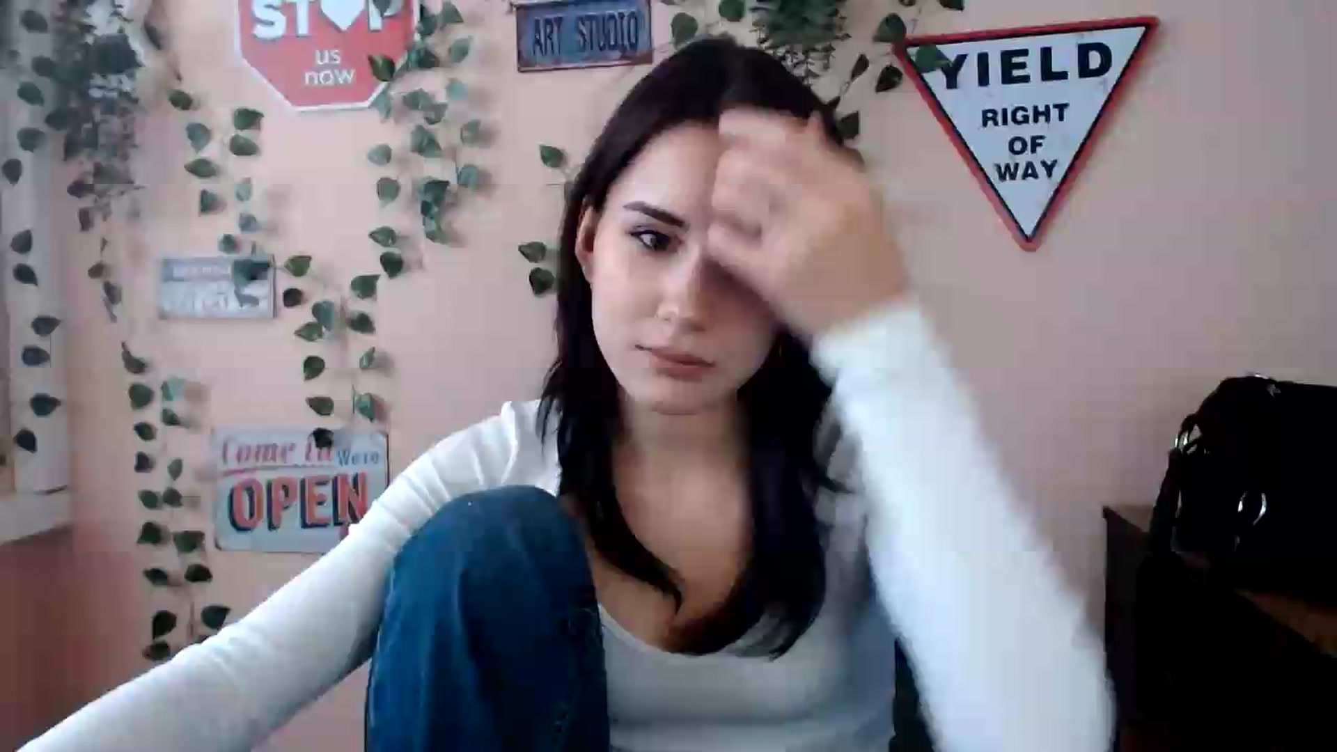 Gallery image thumbnail from Sangria_'s myfreecams stream on, 09/14/2026, 15:54 image 13 of 20
