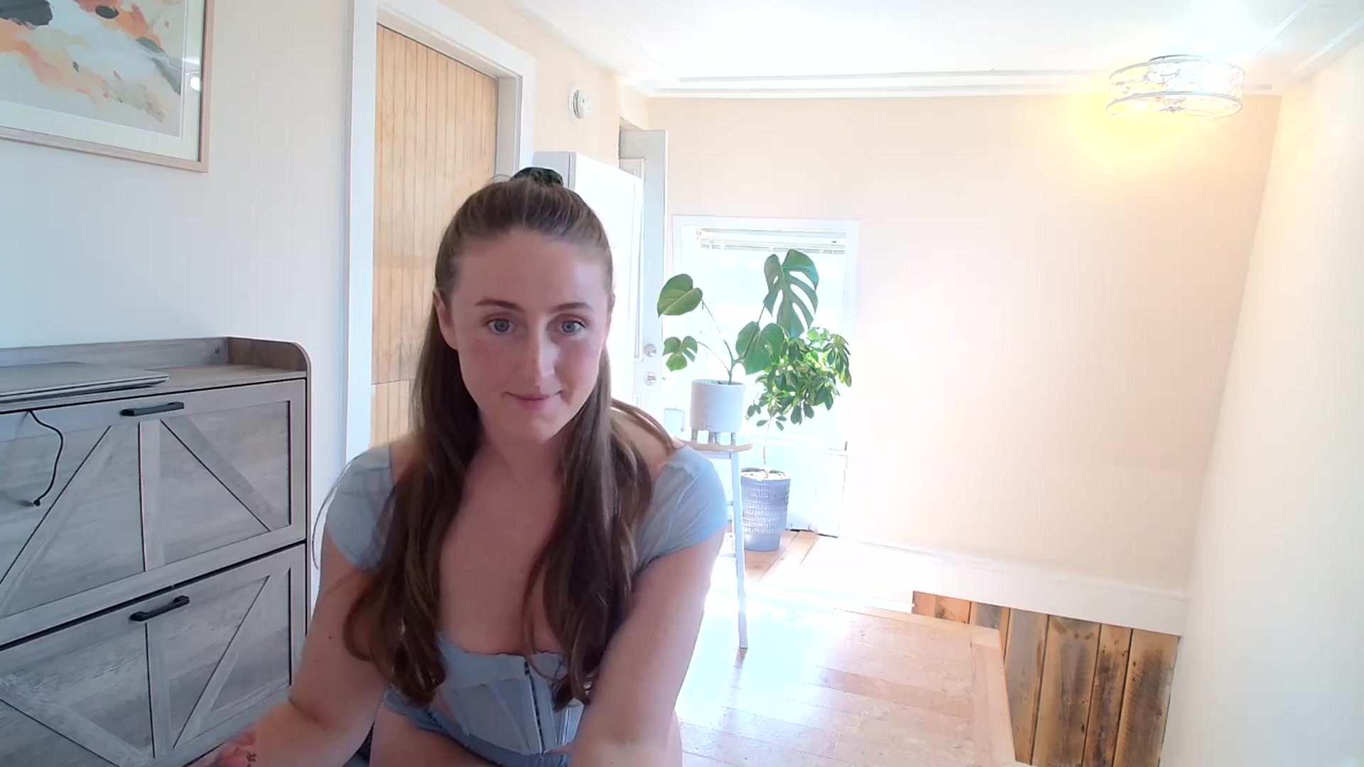 Gallery image thumbnail from SansaPeach's myfreecams stream on, 04/18/2025, 19:54 image 9 of 20
