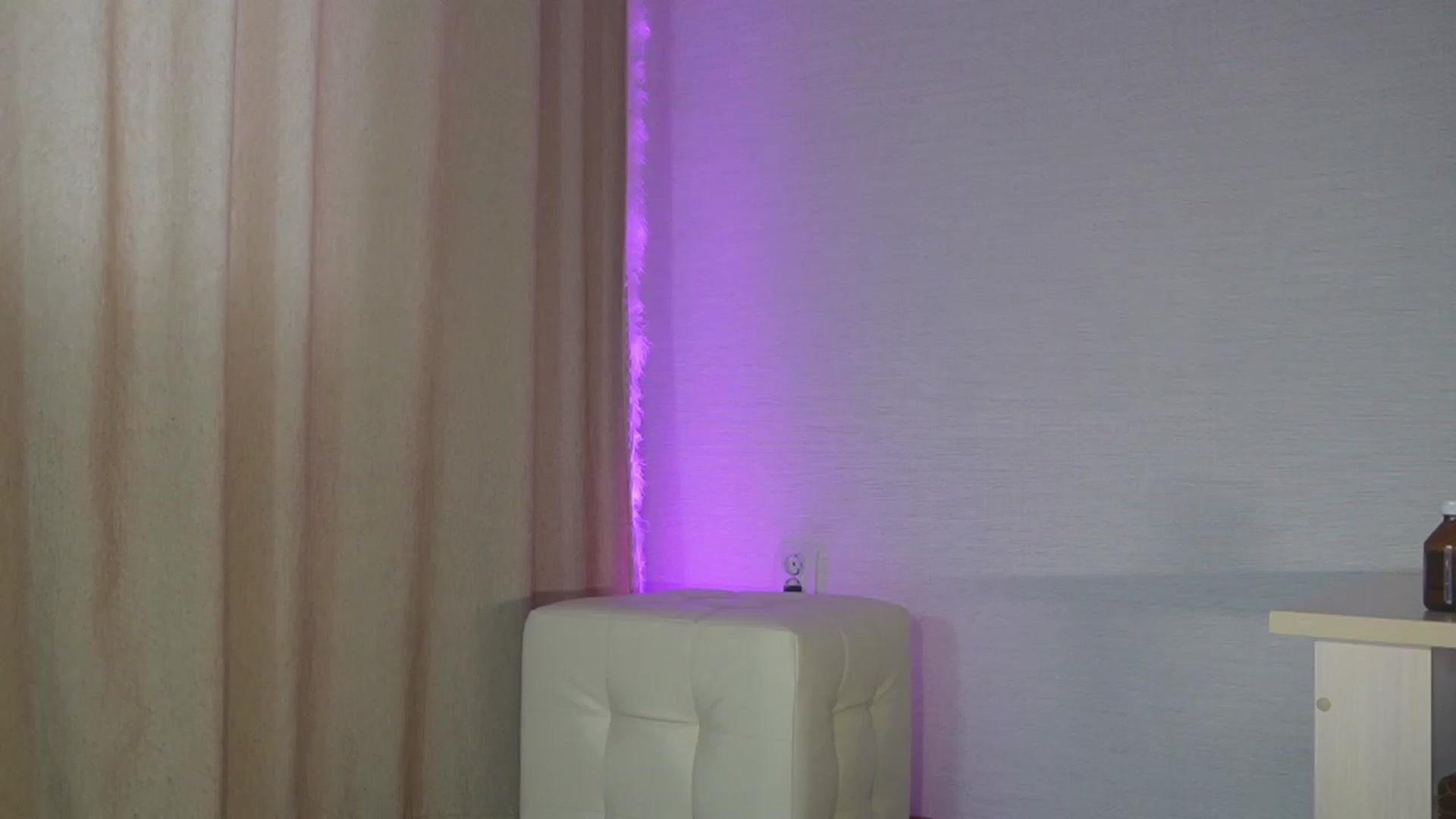 Gallery image thumbnail from Santa_bb's myfreecams stream on, 08/13/2023, 15:05 image 17 of 20
