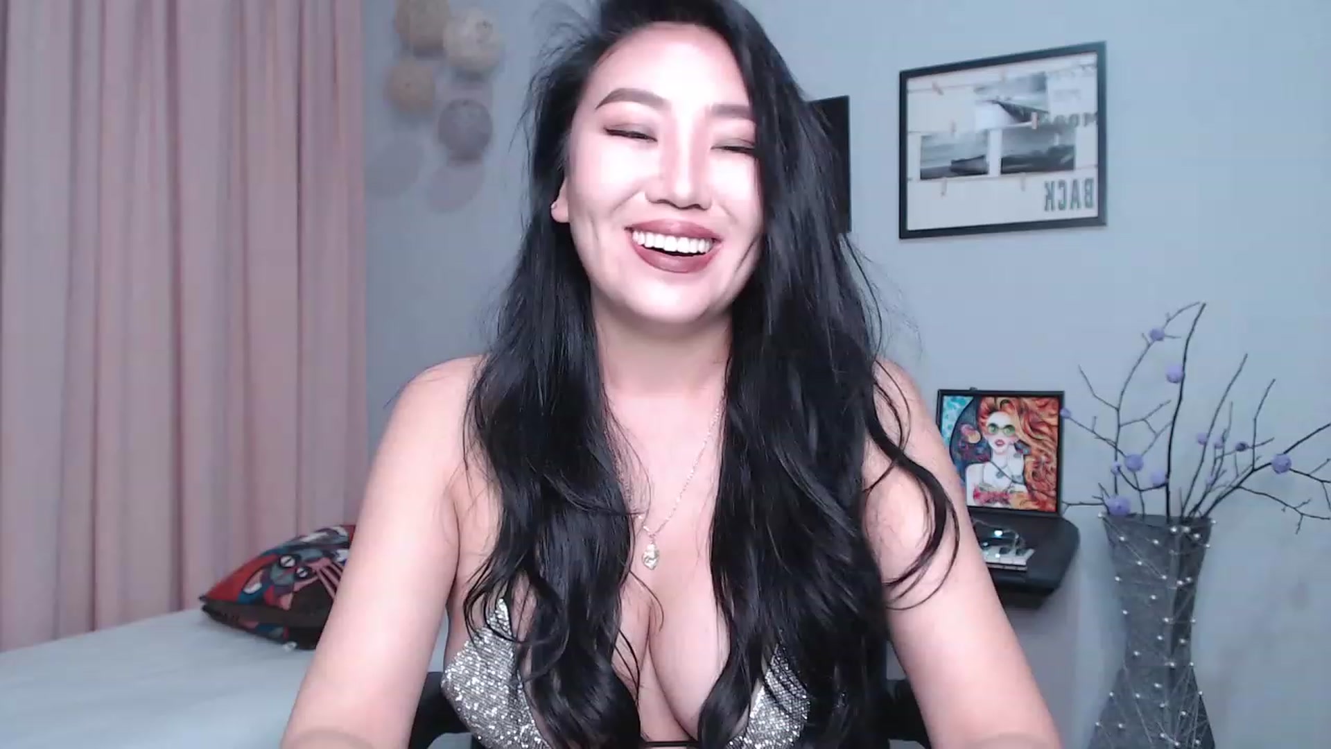 Gallery image thumbnail from SaoriYing's myfreecams stream on, 11/27/2022, 12:06 image 3 of 20