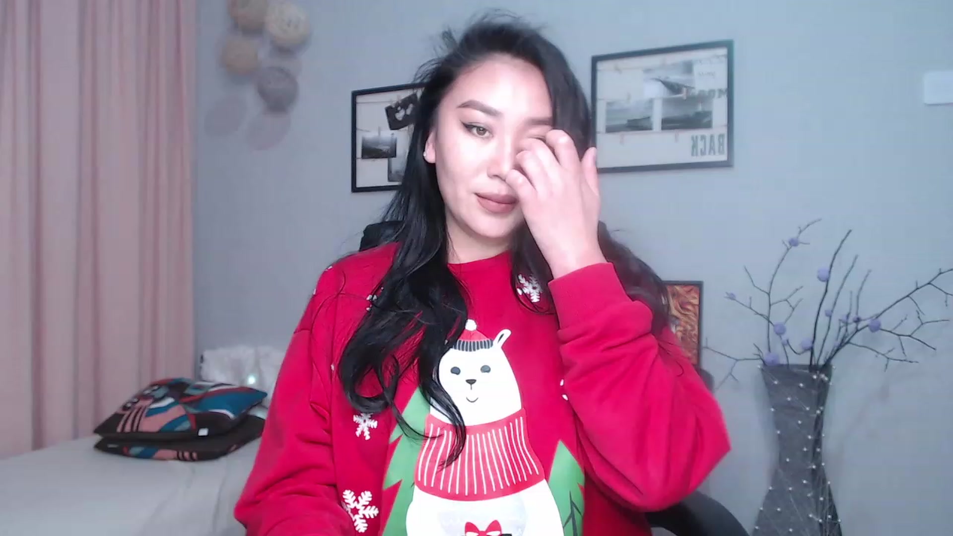 Gallery image thumbnail from SaoriYing's myfreecams stream on, 12/03/2022, 12:46 image 3 of 20