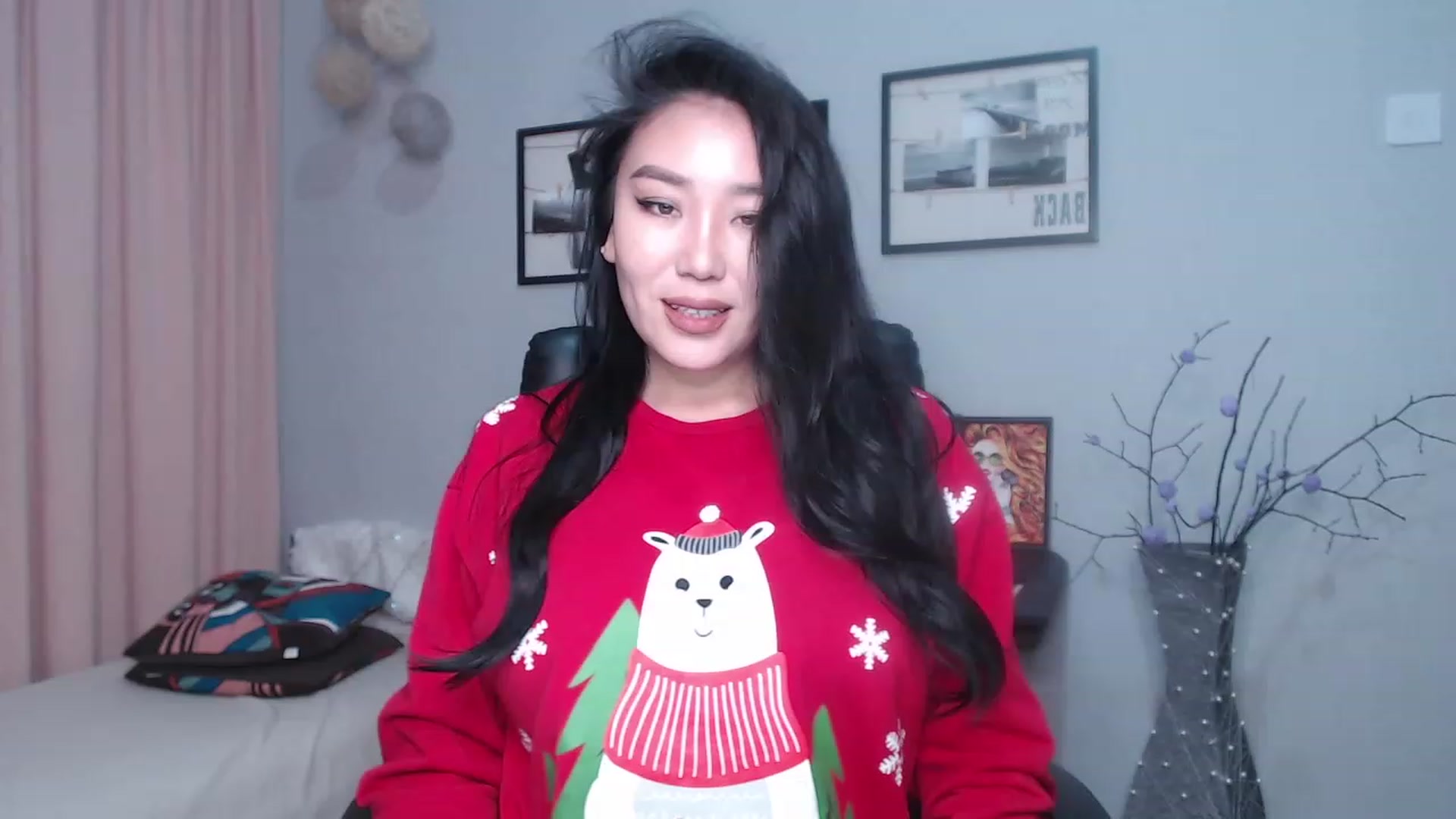 Gallery image thumbnail from SaoriYing's myfreecams stream on, 12/03/2022, 12:46 image 1 of 20