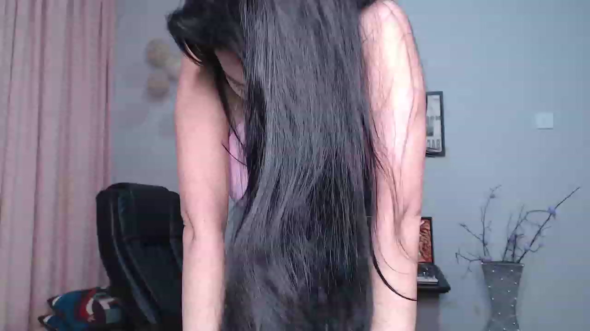 Gallery image thumbnail from SaoriYing's myfreecams stream on, 12/07/2022, 14:28 image 3 of 20