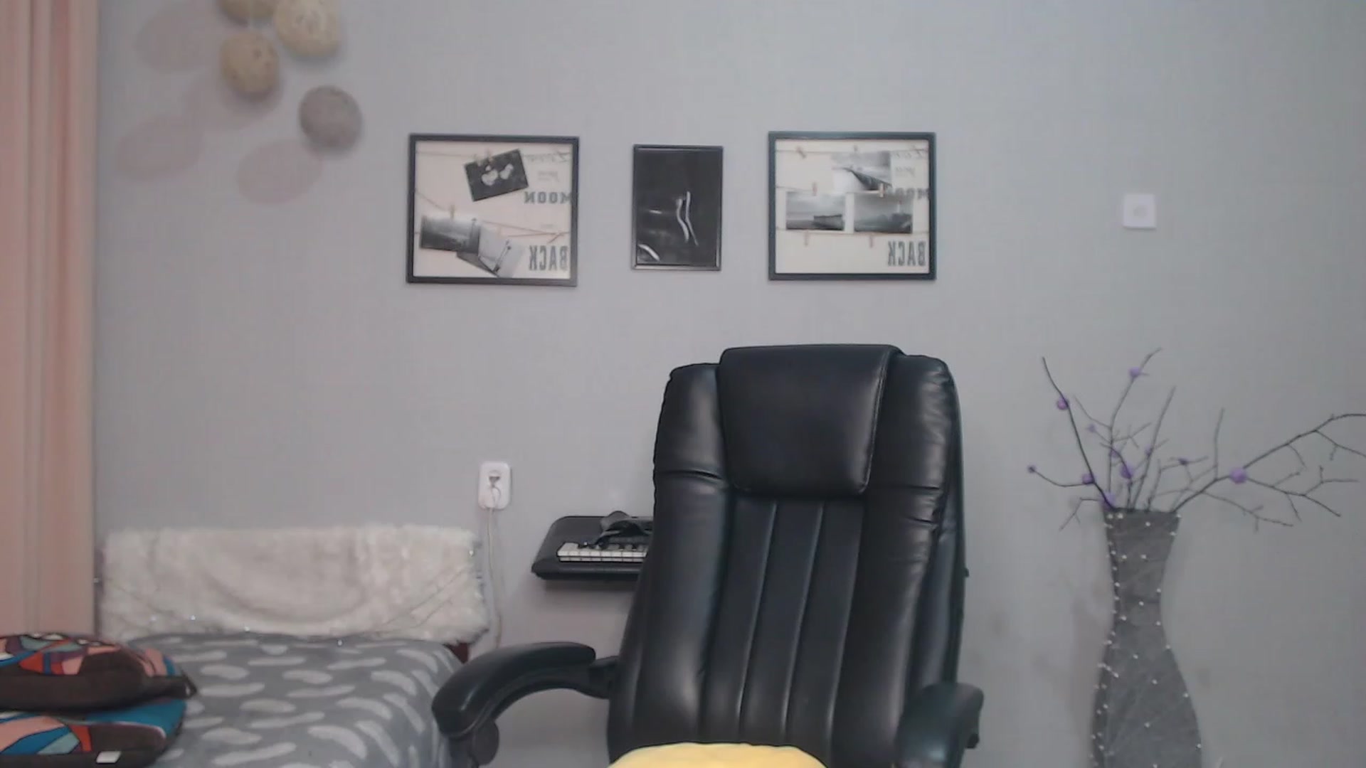Gallery image thumbnail from SaoriYing's myfreecams stream on, 03/06/2023, 12:52 image 9 of 20