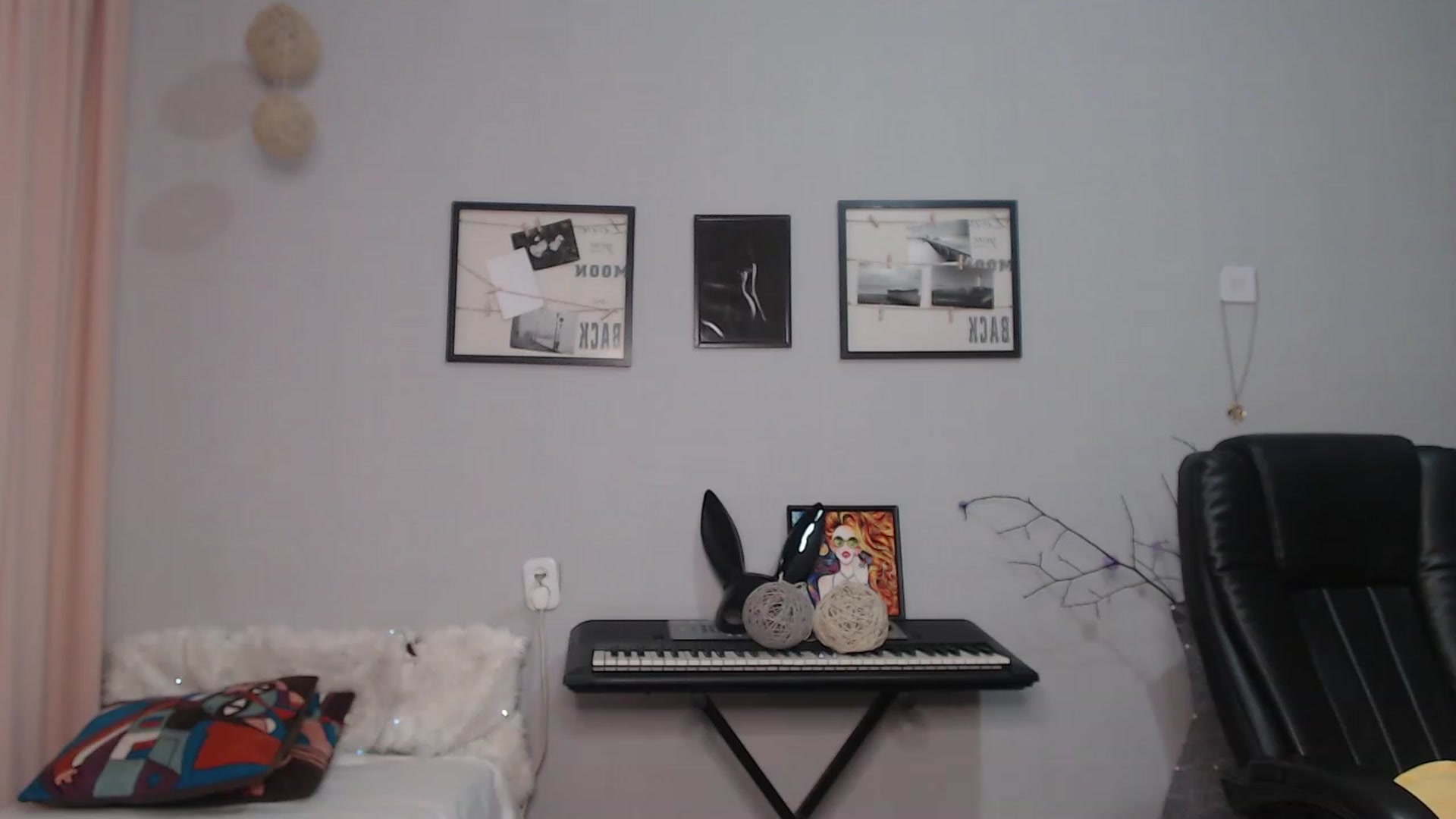 Gallery image thumbnail from SaoriYing's myfreecams stream on, 05/21/2023, 11:57 image 18 of 20