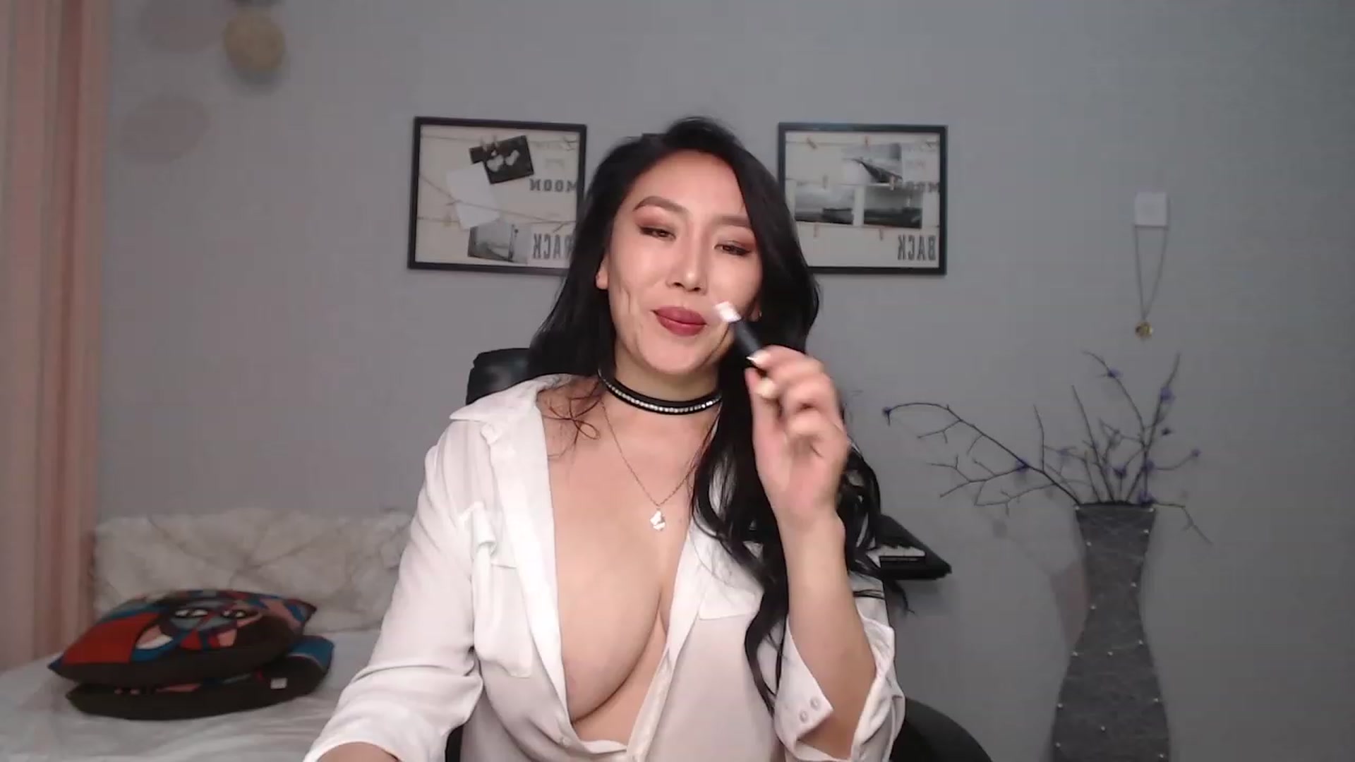 Gallery image thumbnail from SaoriYing's myfreecams stream on, 05/21/2023, 12:46 image 5 of 20