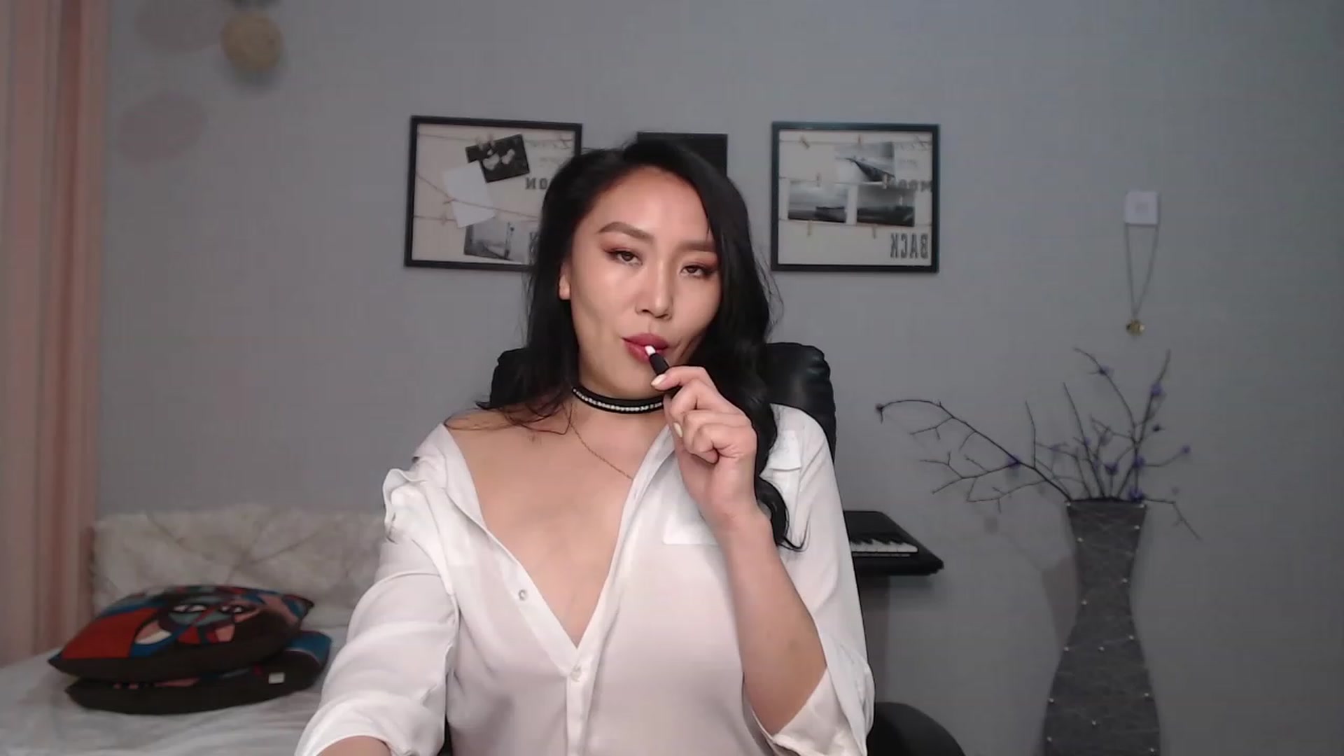 Gallery image thumbnail from SaoriYing's myfreecams stream on, 05/21/2023, 12:46 image 2 of 20