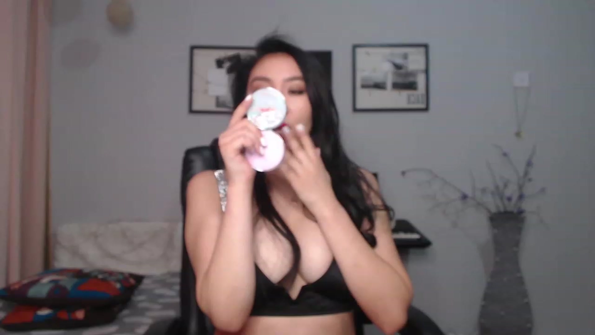 Gallery image thumbnail from SaoriYing's myfreecams stream on, 05/29/2023, 12:47 image 7 of 20