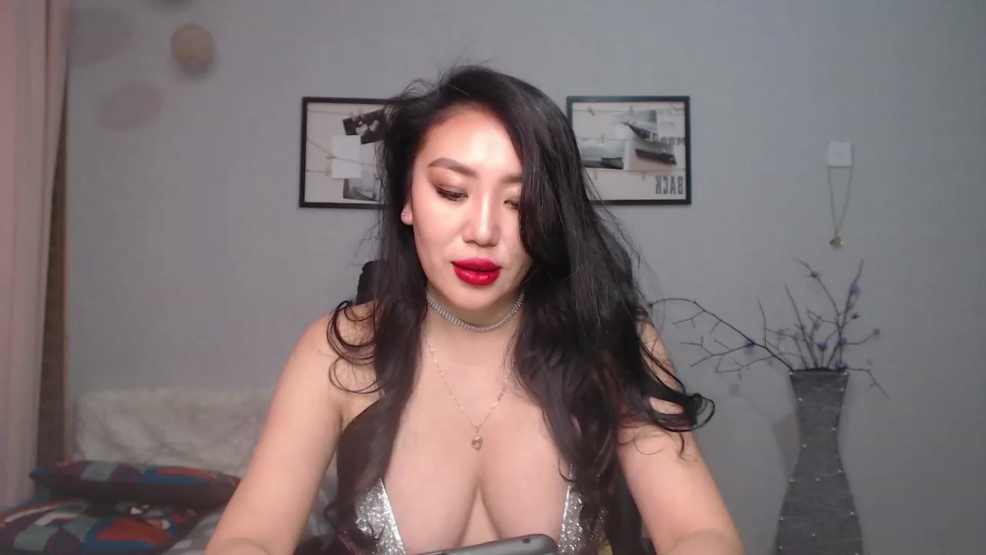 Gallery image thumbnail from SaoriYing's myfreecams stream on, 05/30/2023, 12:59 image 7 of 20
