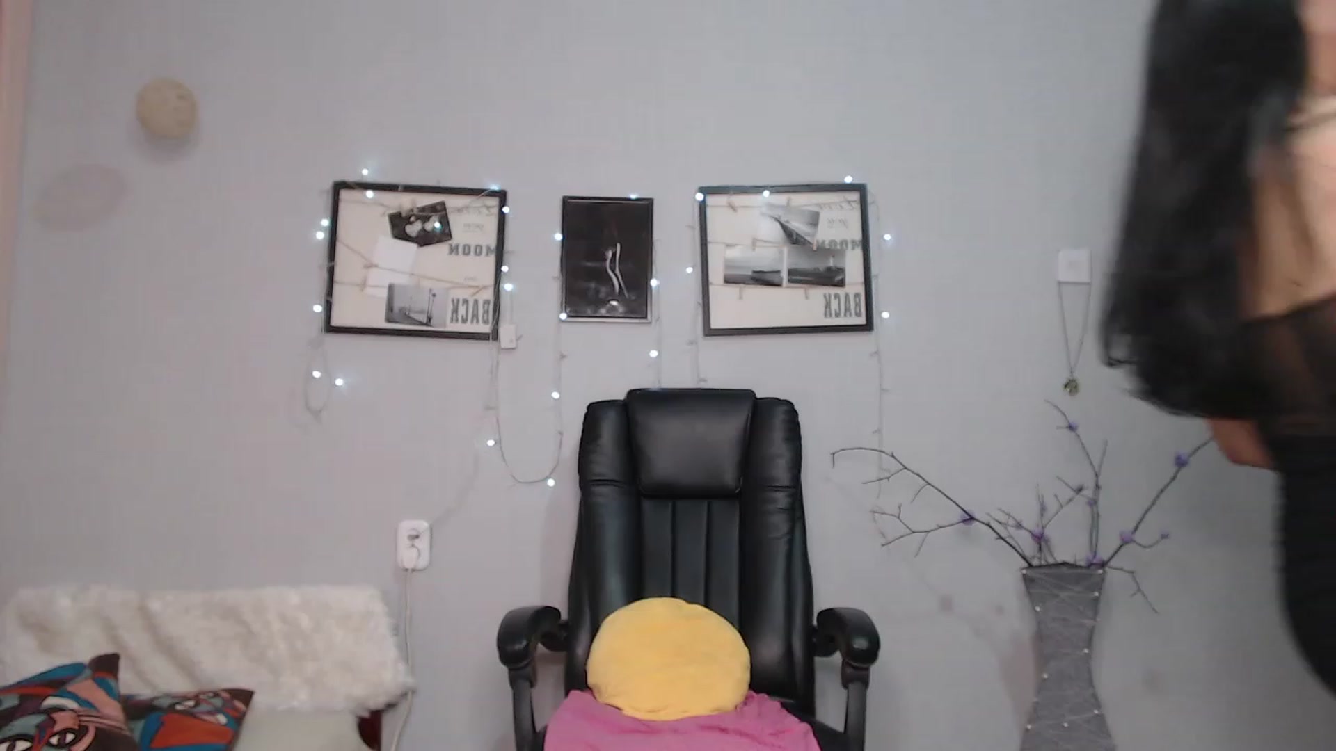Gallery image thumbnail from SaoriYing's myfreecams stream on, 07/17/2023, 11:35 image 14 of 20