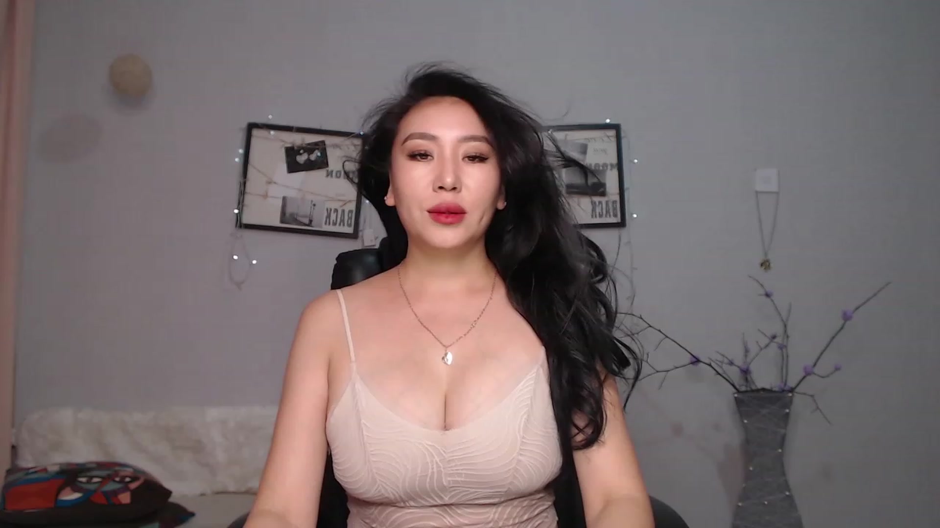 Gallery image thumbnail from SaoriYing's myfreecams stream on, 07/26/2023, 11:16 image 20 of 20