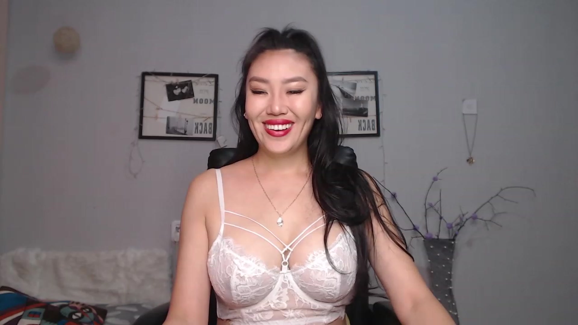Gallery image thumbnail from SaoriYing's myfreecams stream on, 08/29/2023, 11:54 image 20 of 20
