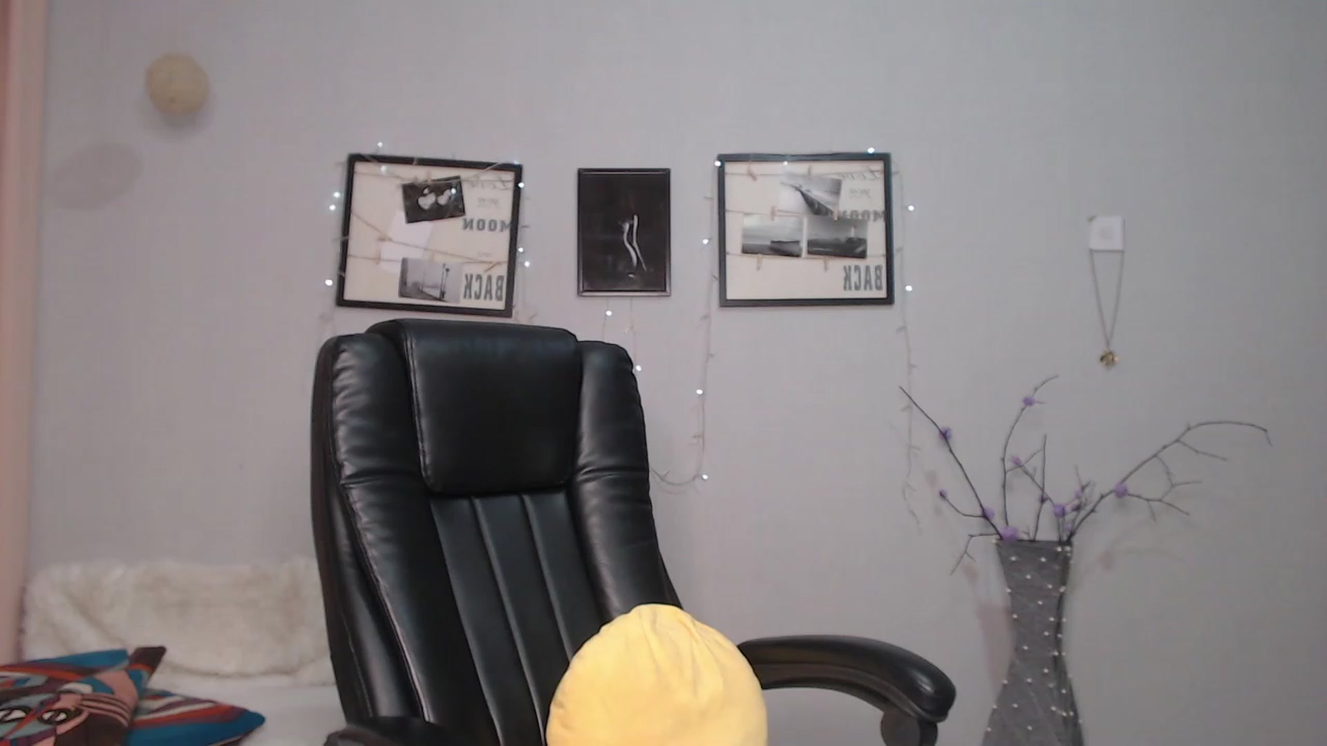 Gallery image thumbnail from SaoriYing's myfreecams stream on, 09/09/2023, 14:32 image 2 of 20