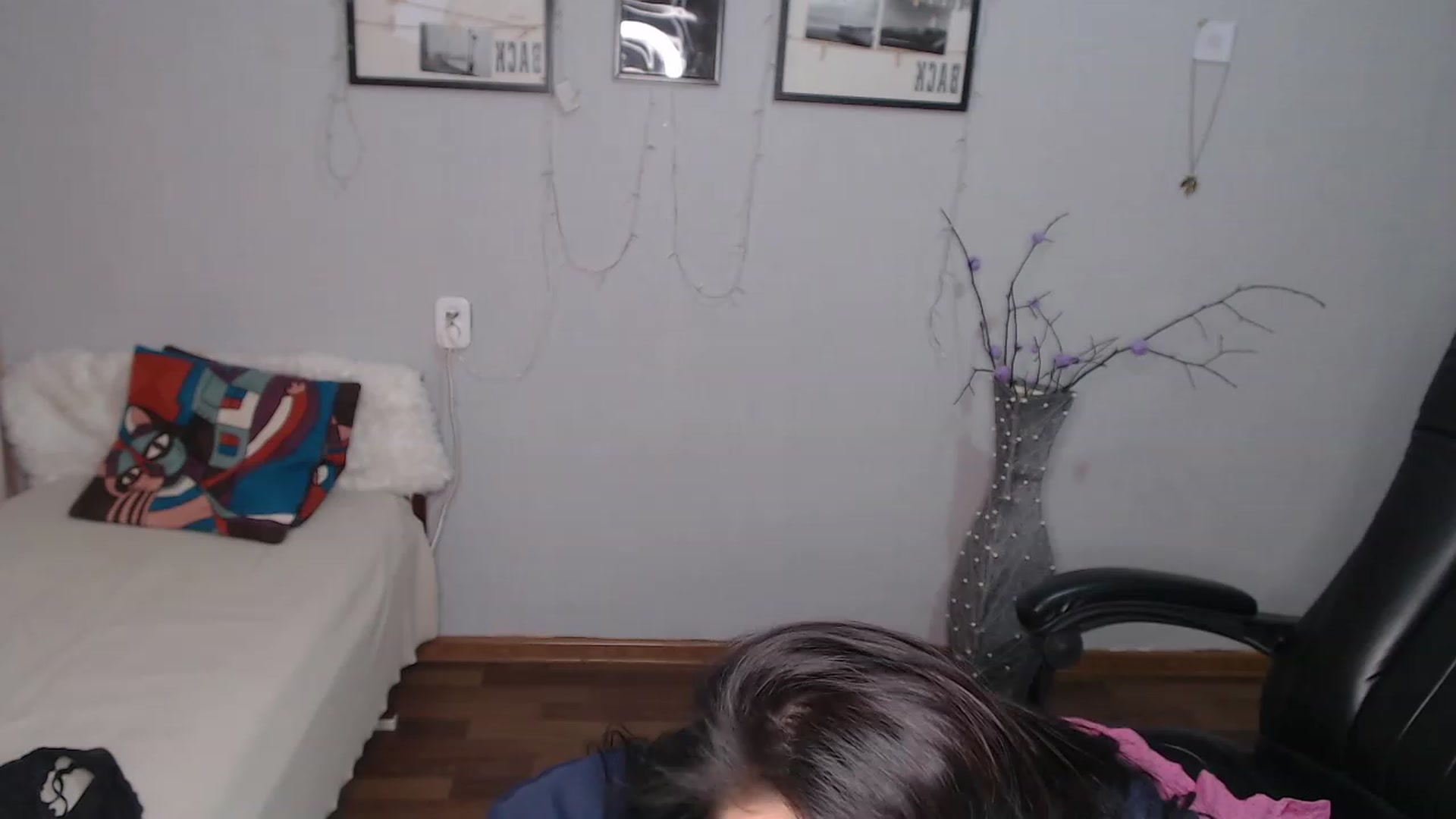 Gallery image thumbnail from SaoriYing's myfreecams stream on, 09/23/2023, 13:09 image 14 of 20