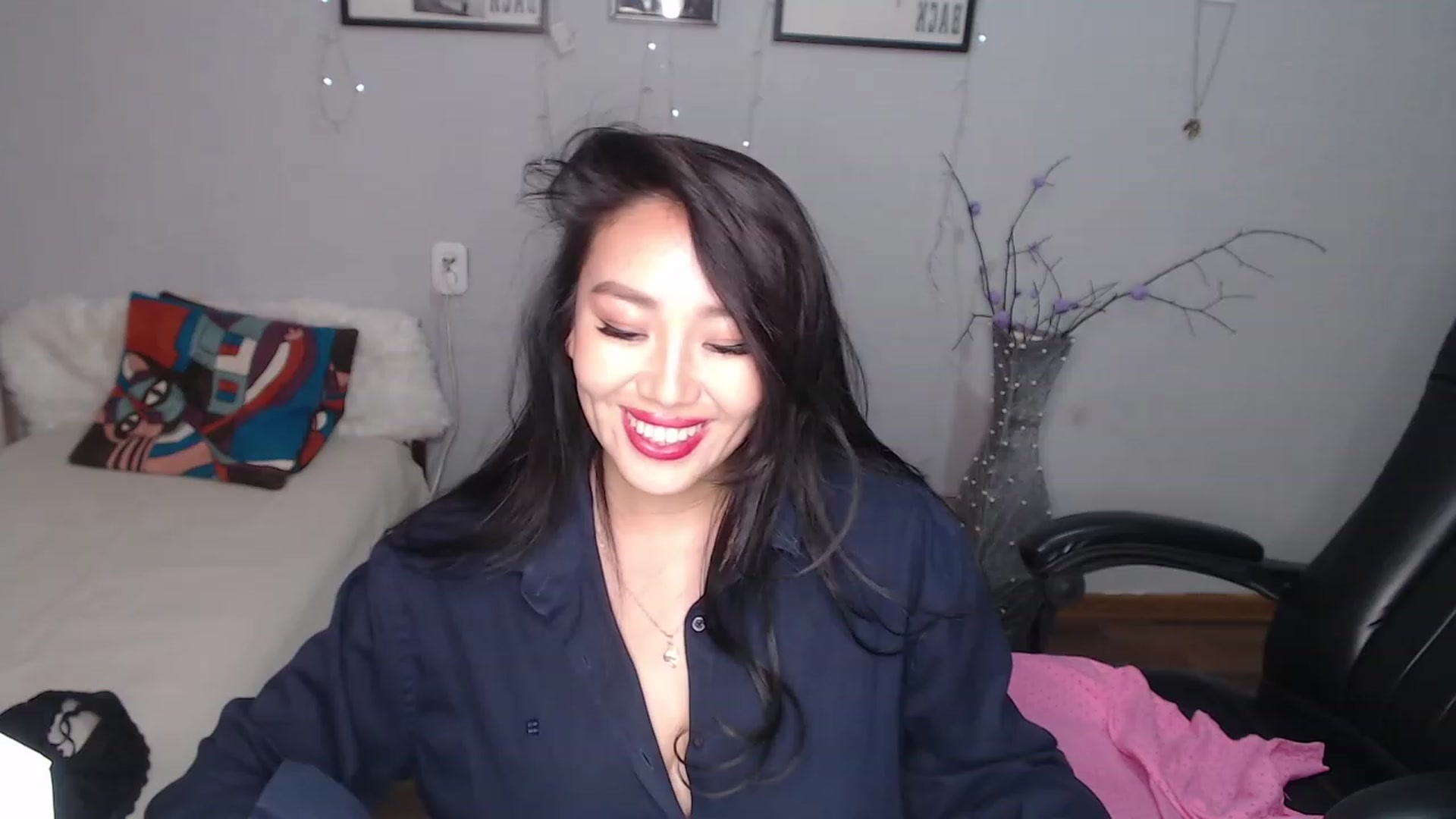 Gallery image thumbnail from SaoriYing's myfreecams stream on, 09/23/2023, 13:09 image 7 of 20