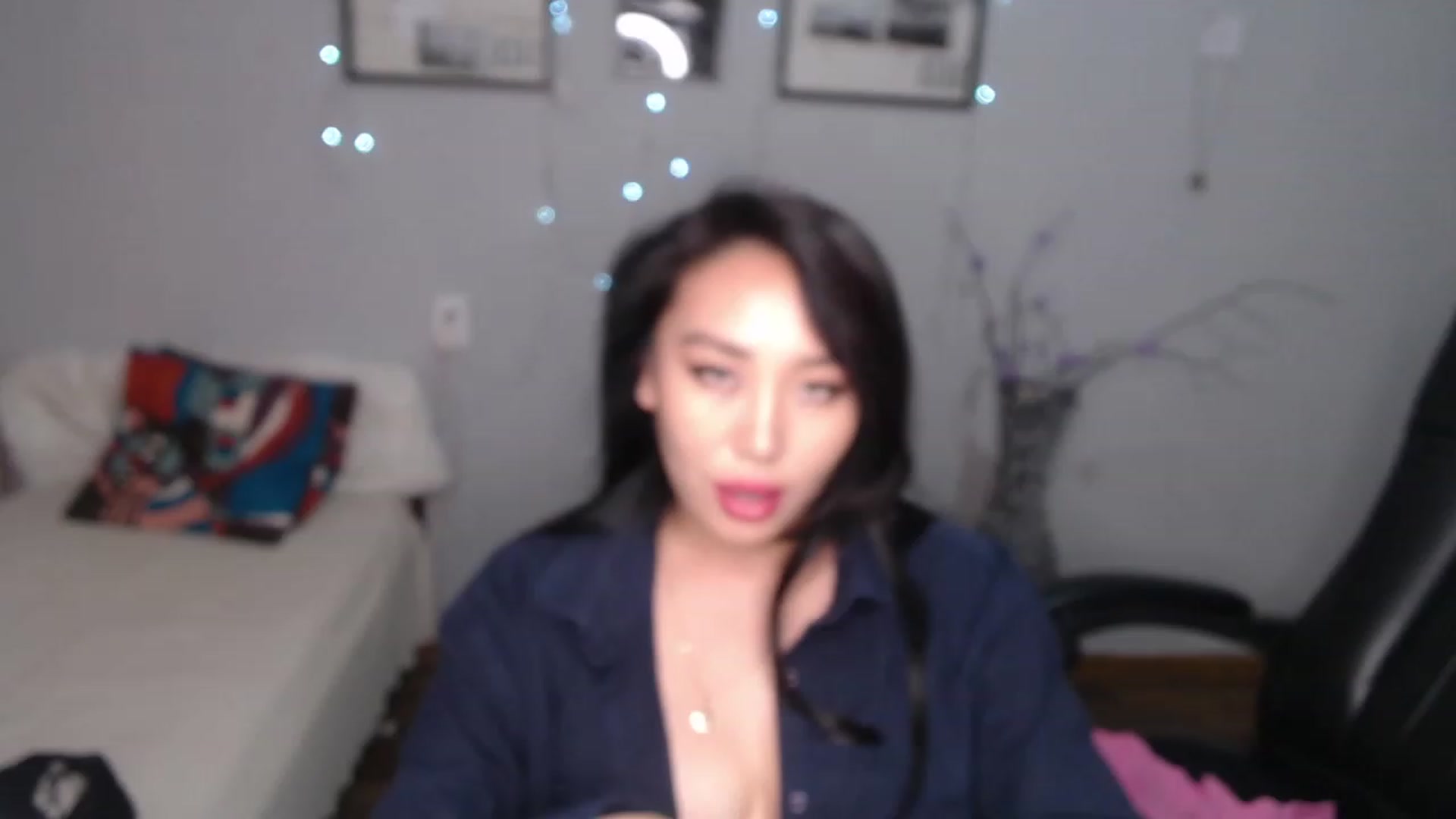 Gallery image thumbnail from SaoriYing's myfreecams stream on, 09/23/2023, 13:09 image 13 of 20