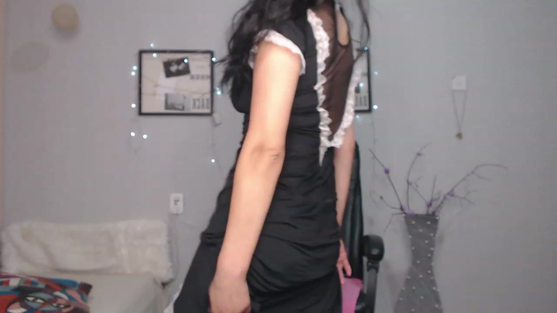 Gallery image thumbnail from SaoriYing's myfreecams stream on, 10/31/2023, 11:30 image 9 of 20