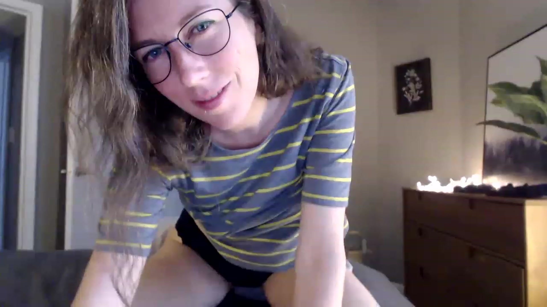 Gallery image thumbnail from Sapphire's myfreecams stream on, 05/07/2023, 24:12 image 2 of 20