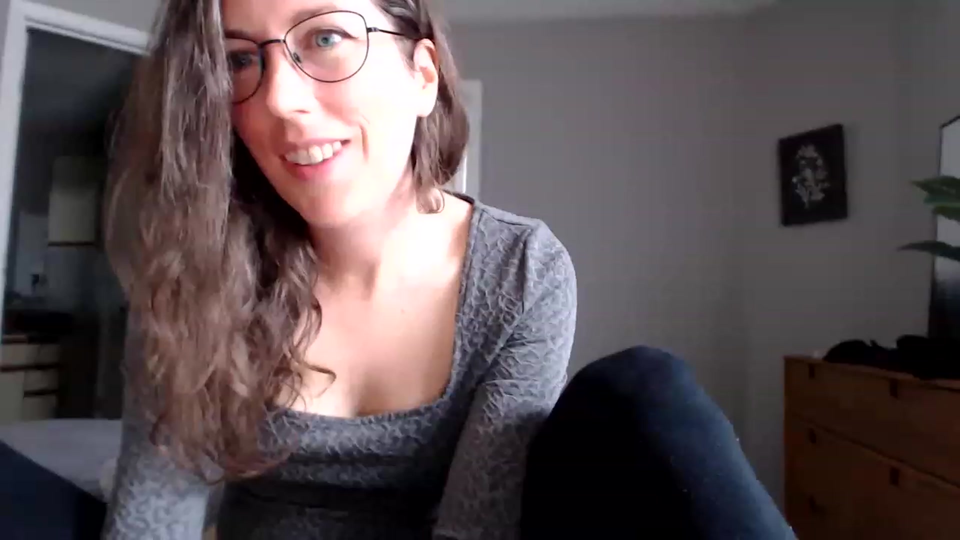 Gallery image thumbnail from Sapphire's myfreecams stream on, 05/14/2023, 19:20 image 11 of 20