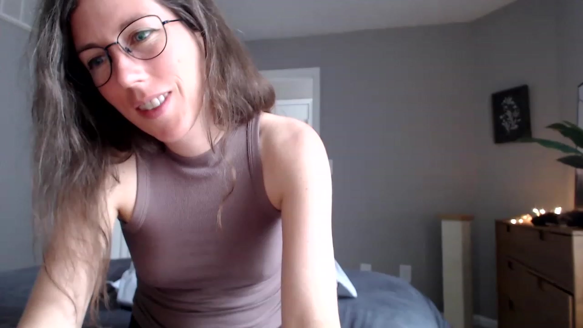 Gallery image thumbnail from Sapphire's myfreecams stream on, 05/22/2023, 20:29 image 11 of 20