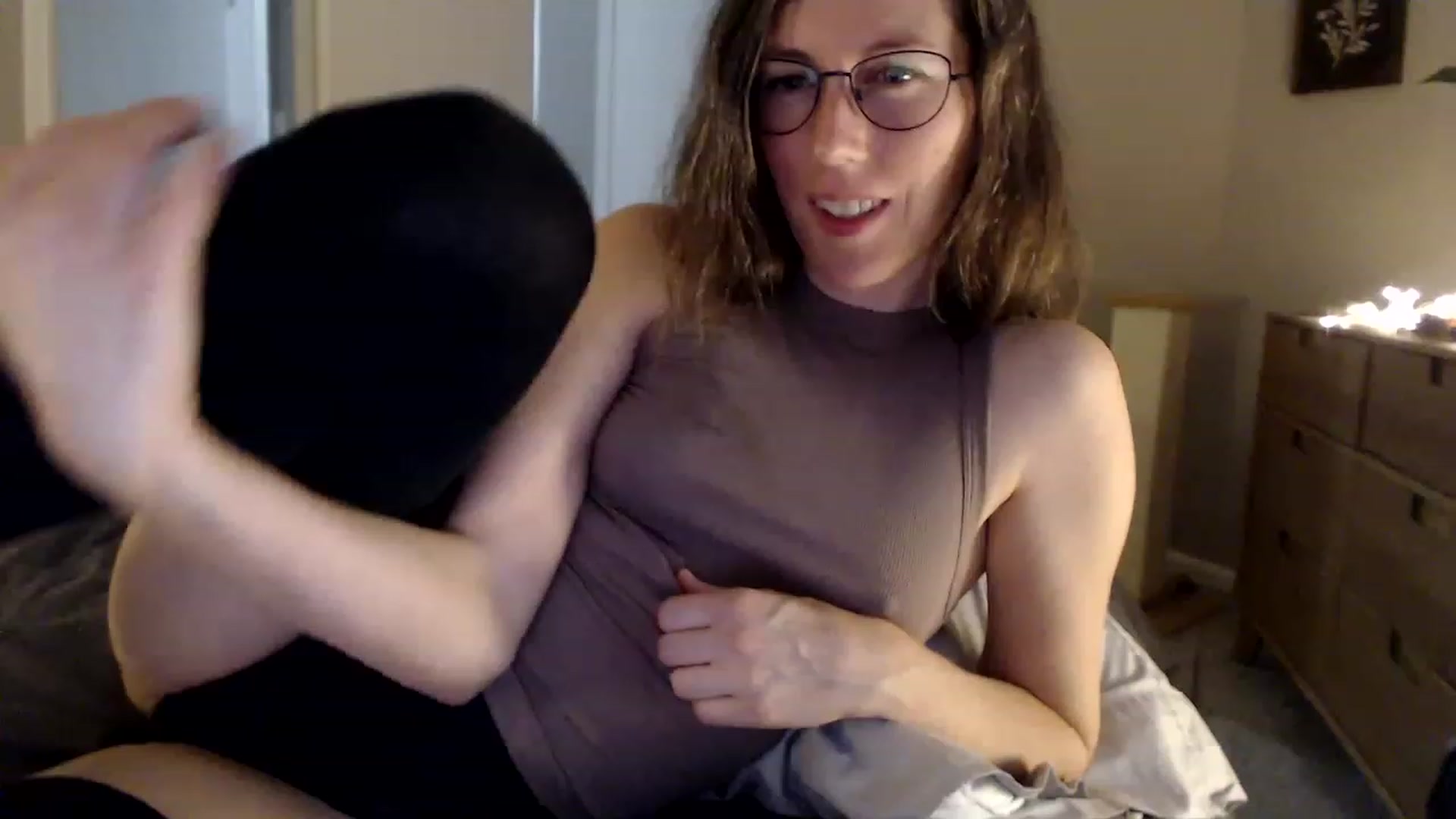 Gallery image thumbnail from Sapphire's myfreecams stream on, 05/23/2023, 01:04 image 2 of 20