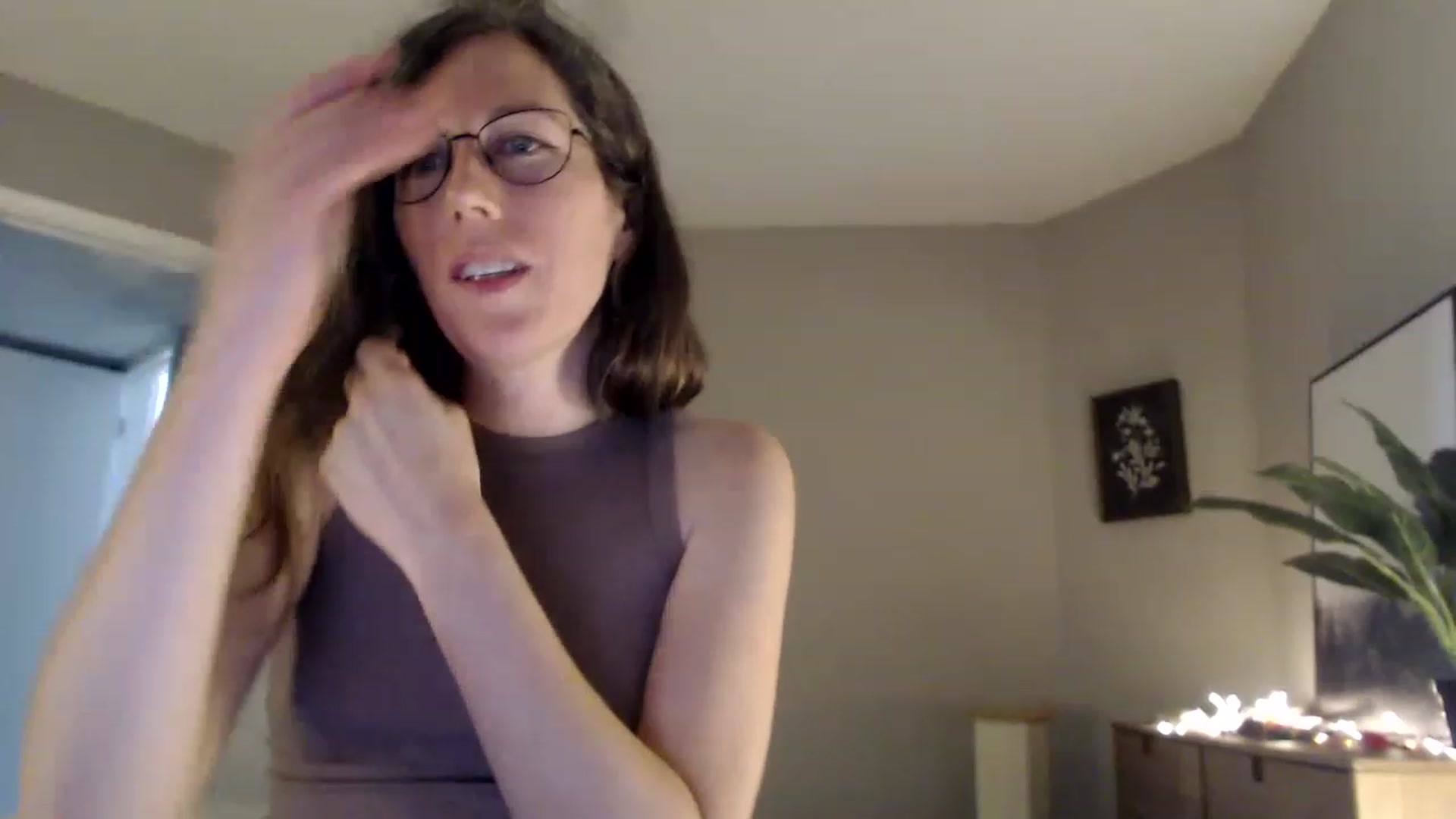Gallery image thumbnail from Sapphire's myfreecams stream on, 05/23/2023, 01:04 image 19 of 20