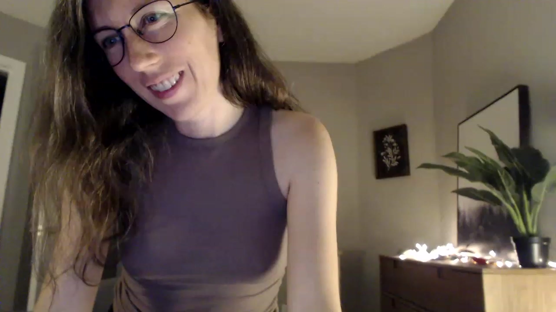 Gallery image thumbnail from Sapphire's myfreecams stream on, 05/26/2023, 01:53 image 12 of 20