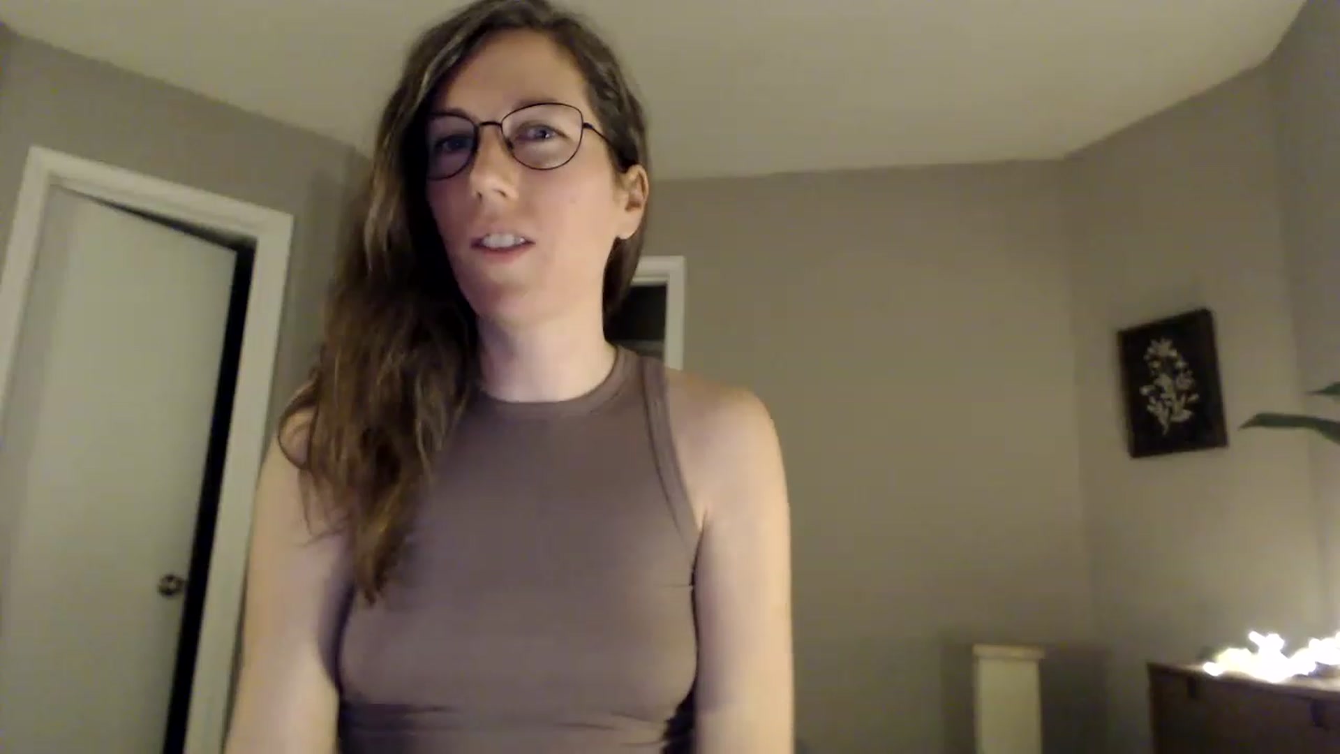 Gallery image thumbnail from Sapphire's myfreecams stream on, 05/26/2023, 01:53 image 18 of 20
