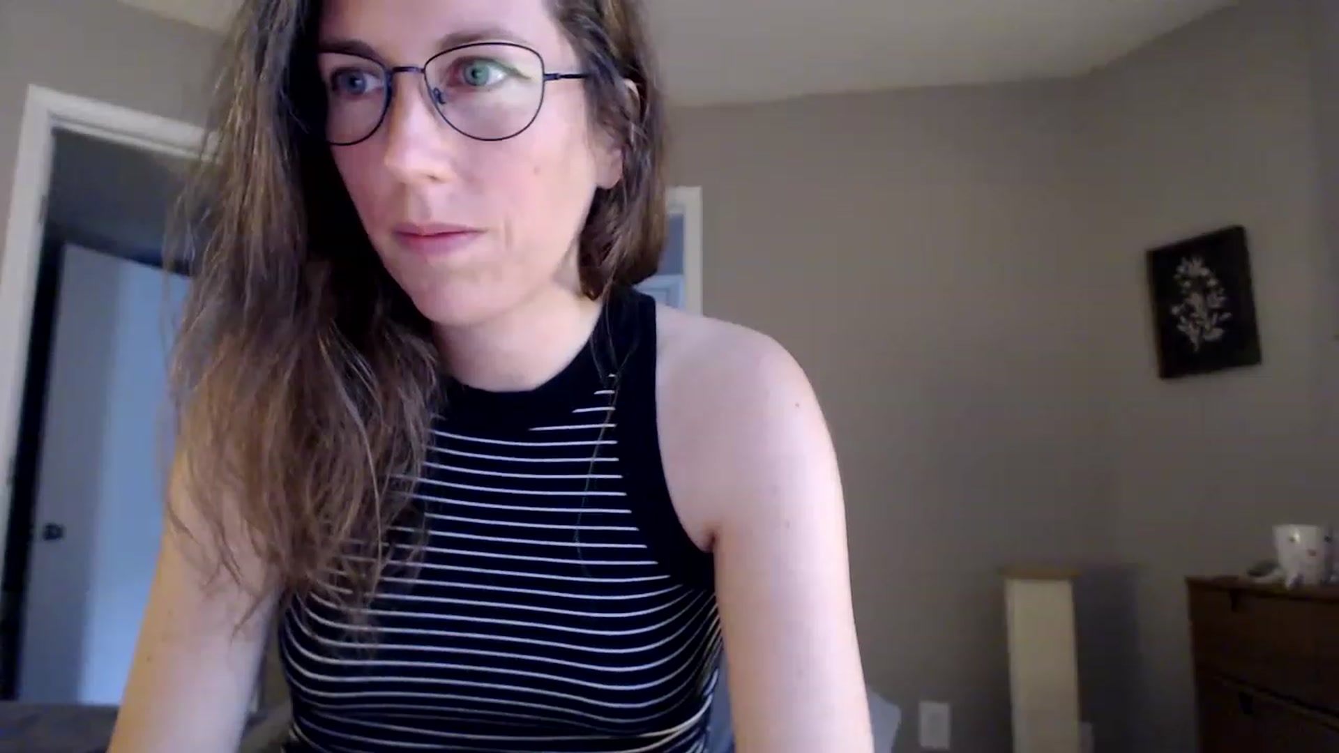 Gallery image thumbnail from Sapphire's myfreecams stream on, 05/28/2023, 23:18 image 13 of 20