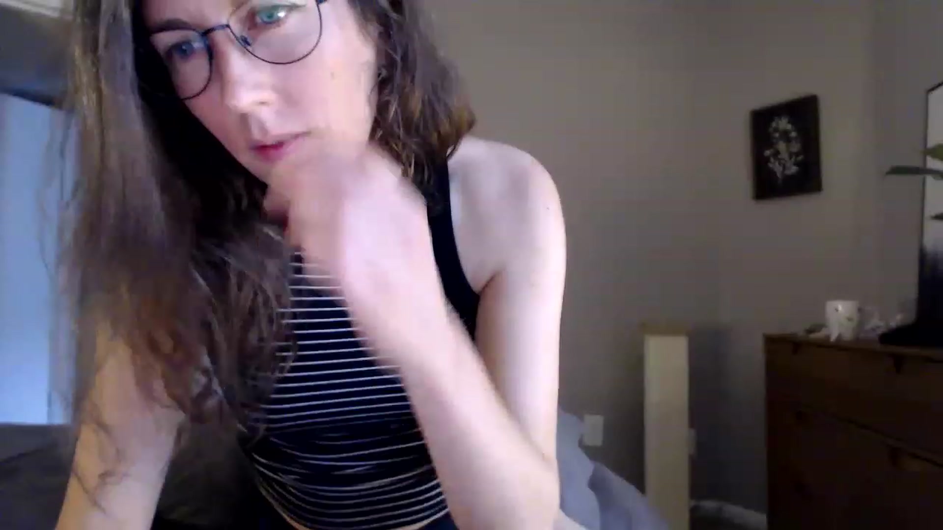 Gallery image thumbnail from Sapphire's myfreecams stream on, 05/28/2023, 23:18 image 5 of 20