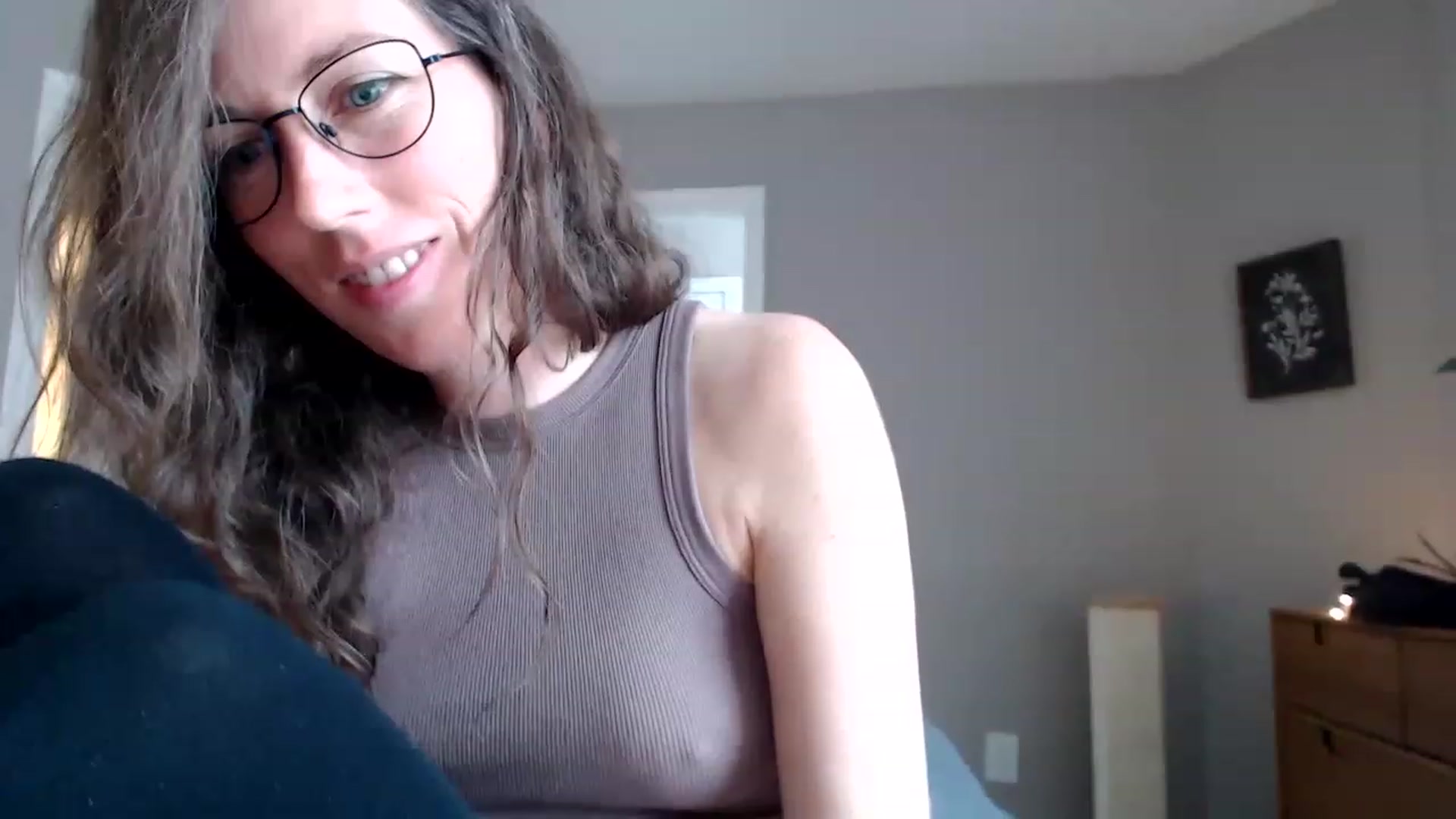 Gallery image thumbnail from Sapphire's myfreecams stream on, 06/04/2023, 20:59 image 8 of 20