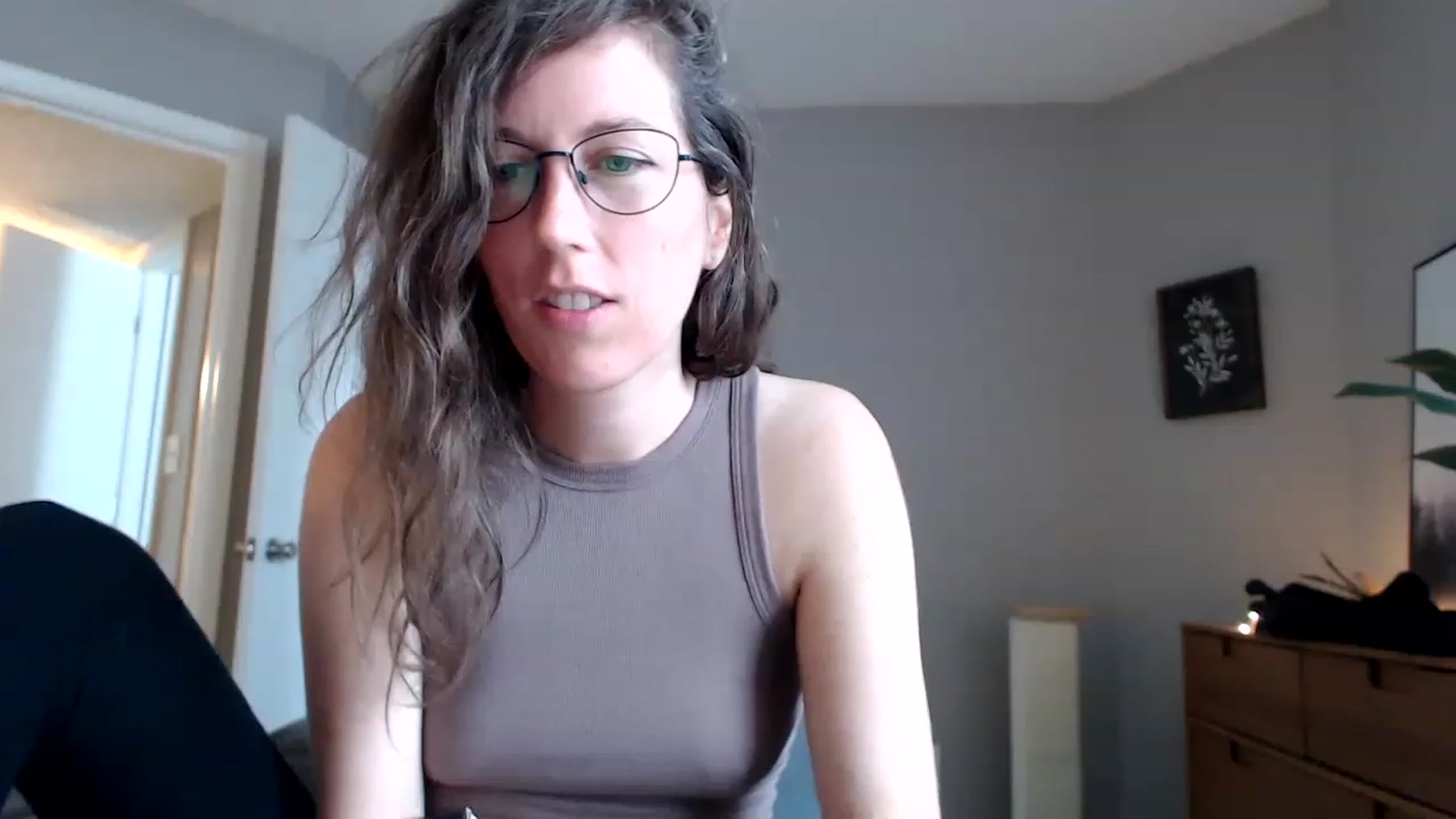 Gallery image thumbnail from Sapphire's myfreecams stream on, 06/04/2023, 20:59 image 4 of 20