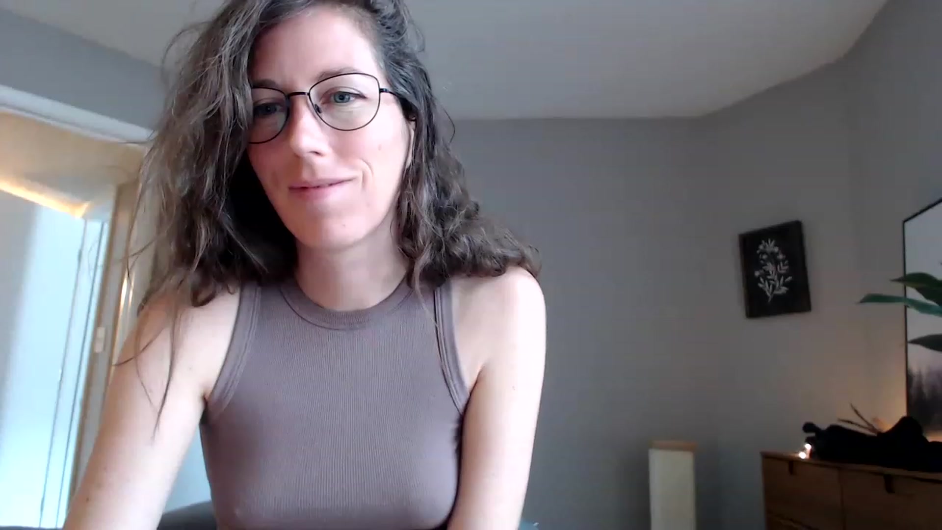 Gallery image thumbnail from Sapphire's myfreecams stream on, 06/04/2023, 20:59 image 1 of 20