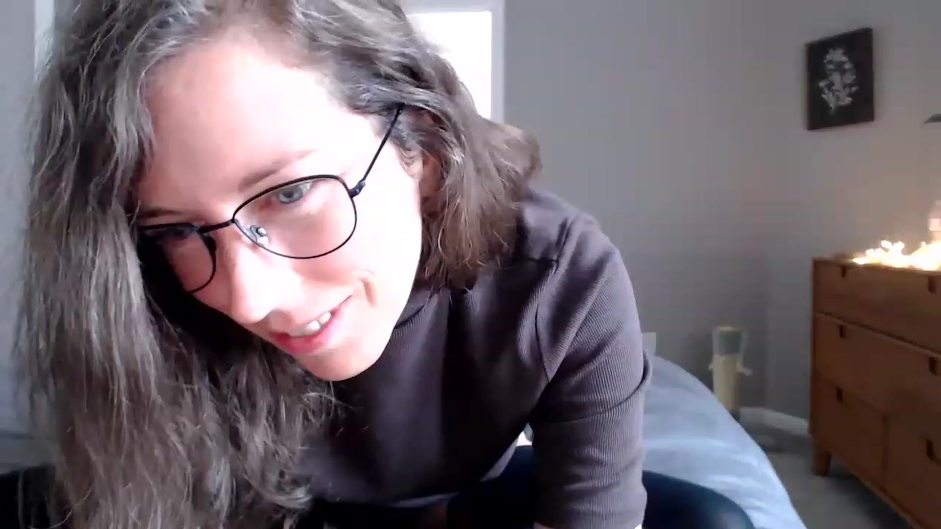 Gallery image thumbnail from Sapphire's myfreecams stream on, 06/24/2023, 21:04 image 18 of 20