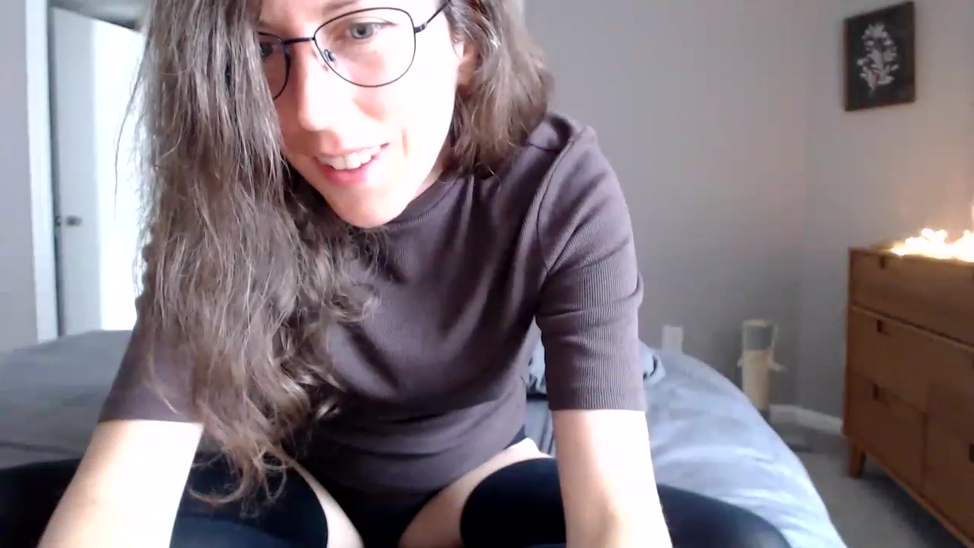 Gallery image thumbnail from Sapphire's myfreecams stream on, 06/24/2023, 21:04 image 17 of 20