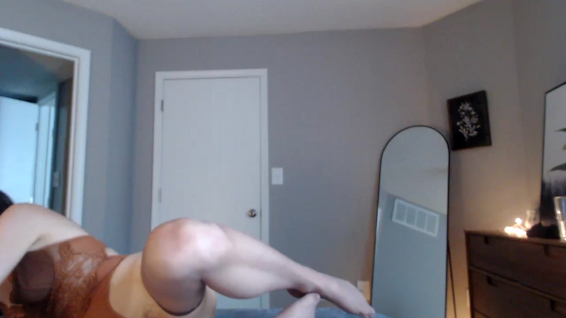 Gallery image thumbnail from Sapphire's myfreecams stream on, 09/14/2024, 20:41 image 17 of 20