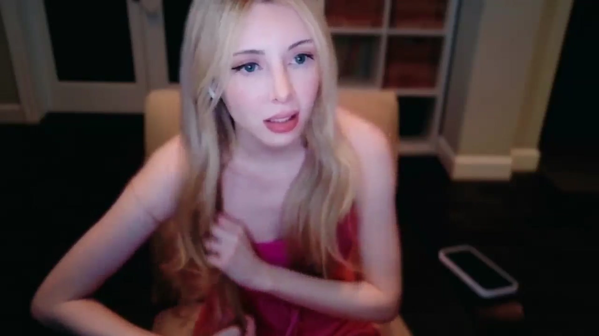Gallery image thumbnail from Sapphire_Swan's myfreecams stream on, 09/09/2025, 04:09 image 18 of 20